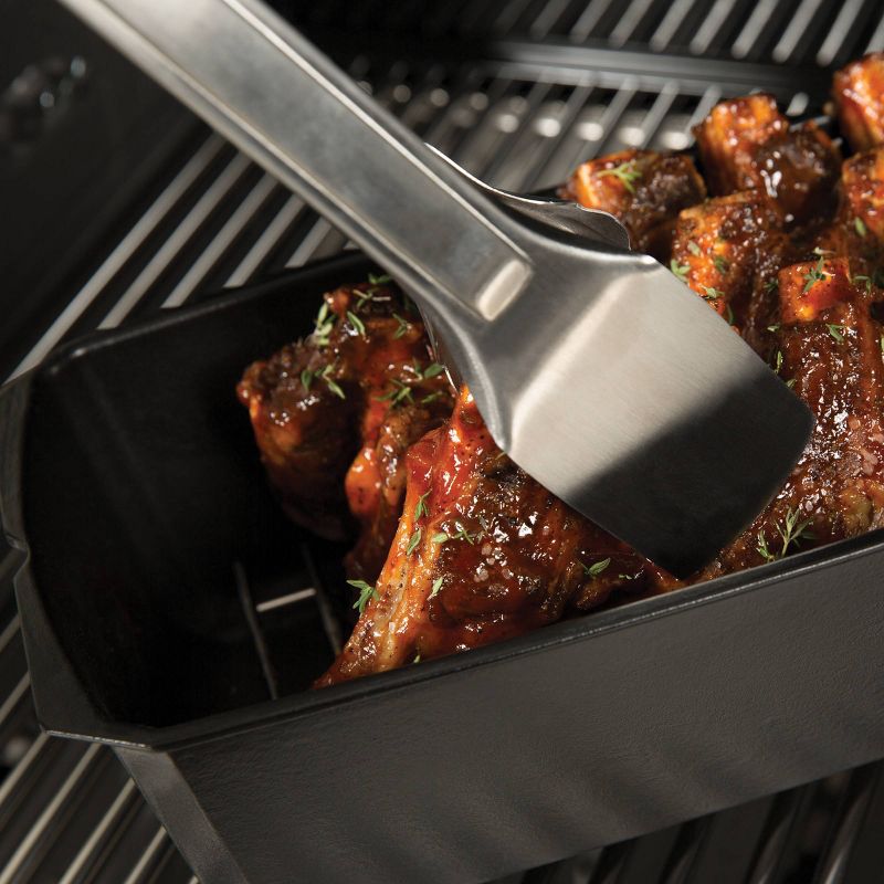 Broil King Cast Iron Rib Roaster Black