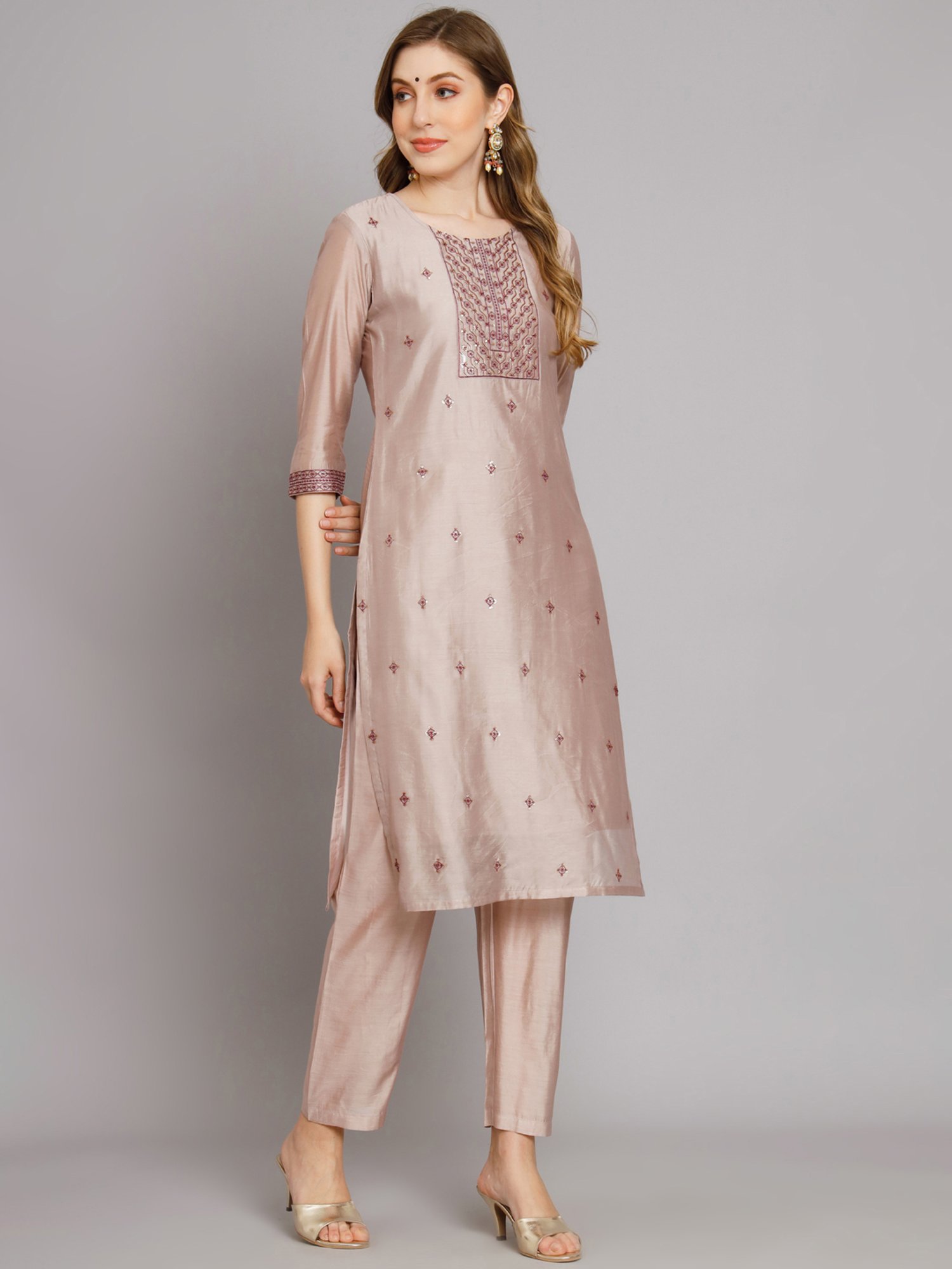 SWAGG INDIA Beige Embroidered Kurta Pant Set With Dupatta