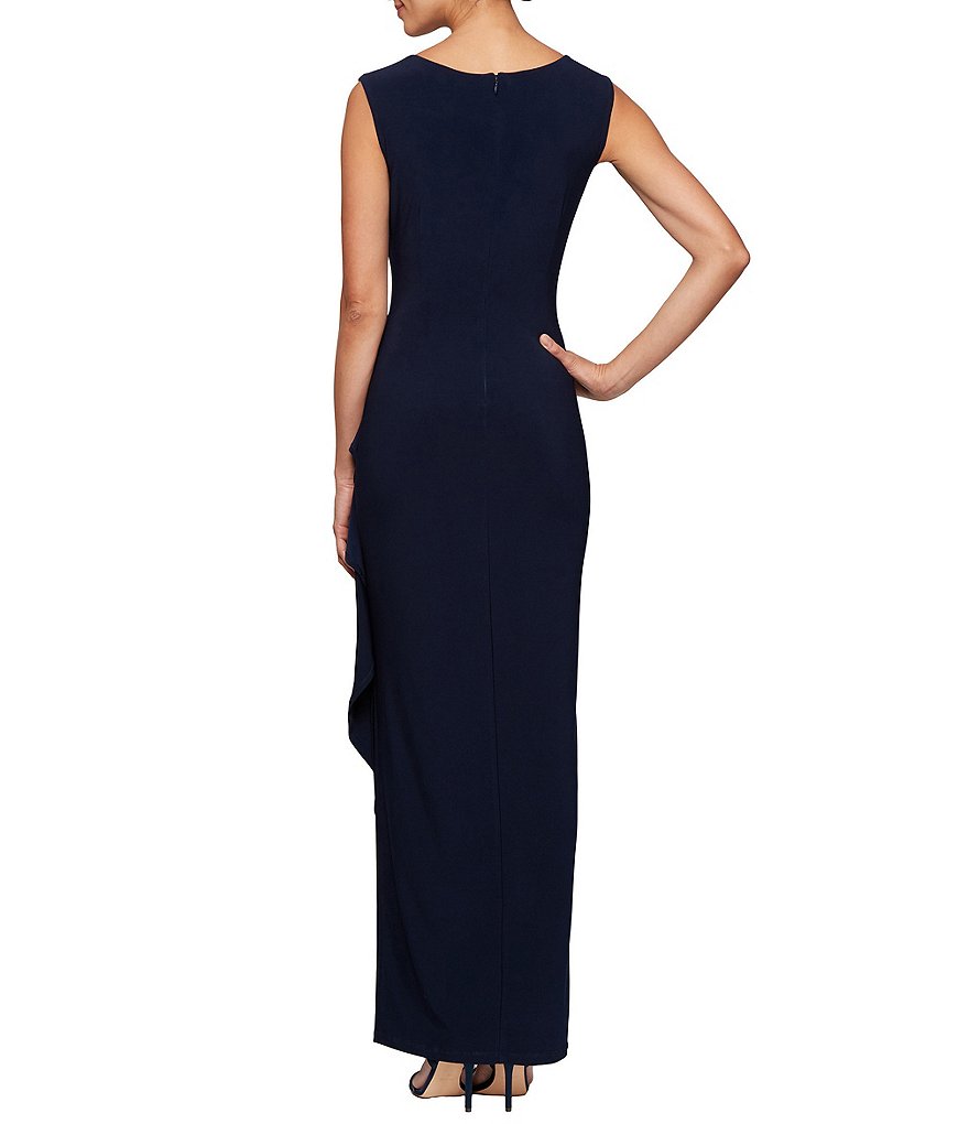 Jkara Petite Size 3/4 Sleeve Lined Illusion Crew Neck Beaded Gown