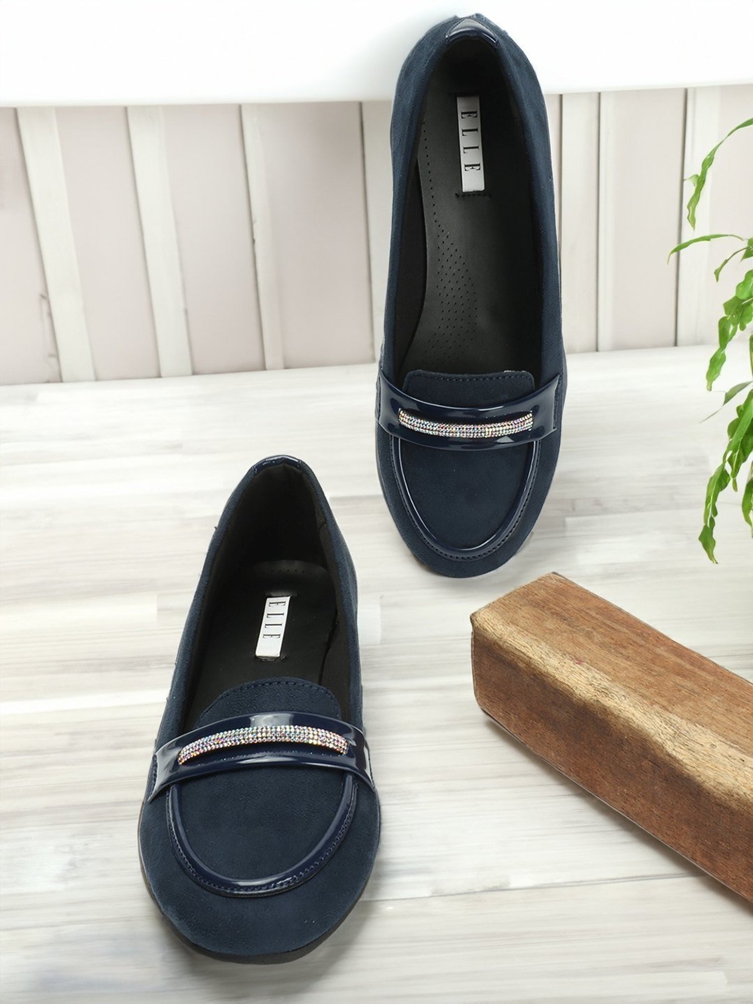 Elle Women's Blue Flat Ballets