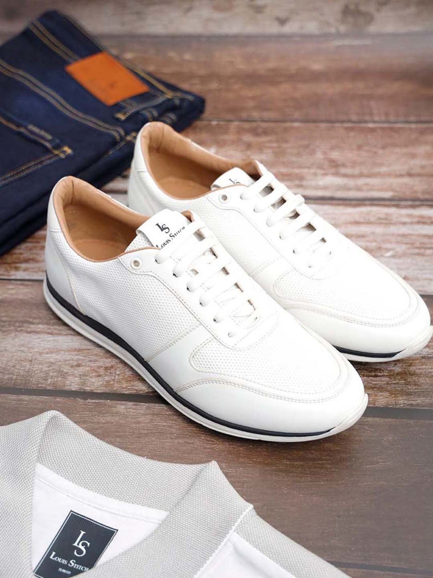 Louis Stitch Men's Canadian White Casual Sneakers