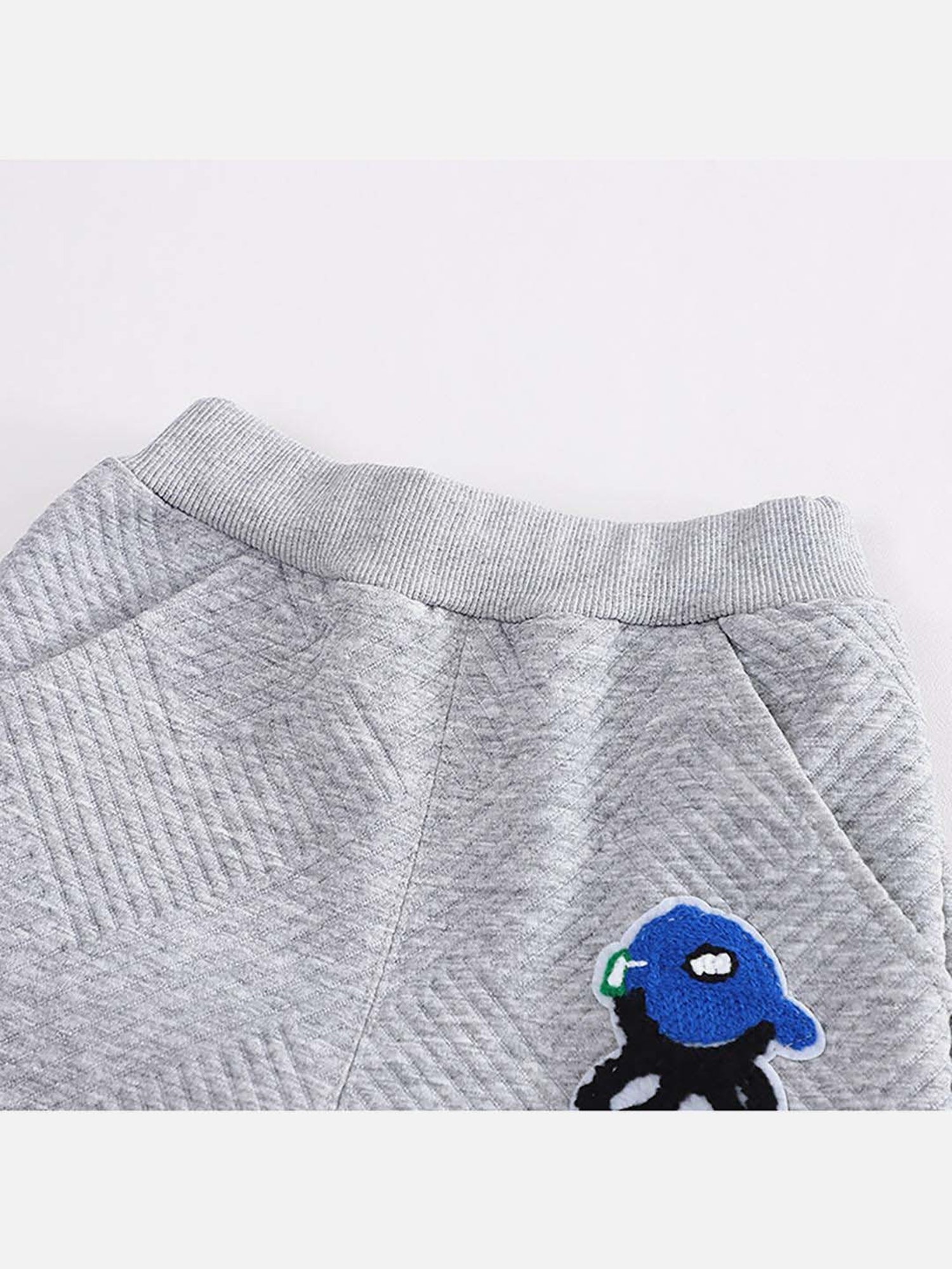 Little Surprise Box Kids White & Grey Textured Pattern Full Sleeves Sweatshirt Set