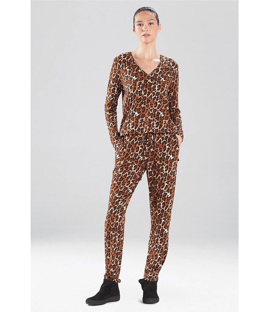 Natori Animal Print V-Neck Long Sleeve Jersey Knit Pajama Set