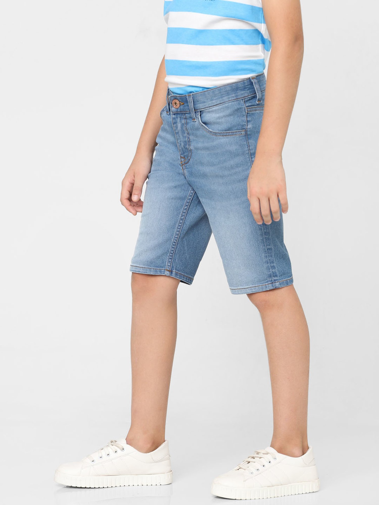 Jack & Jones Junior Boys Light Blue Solid Shorts