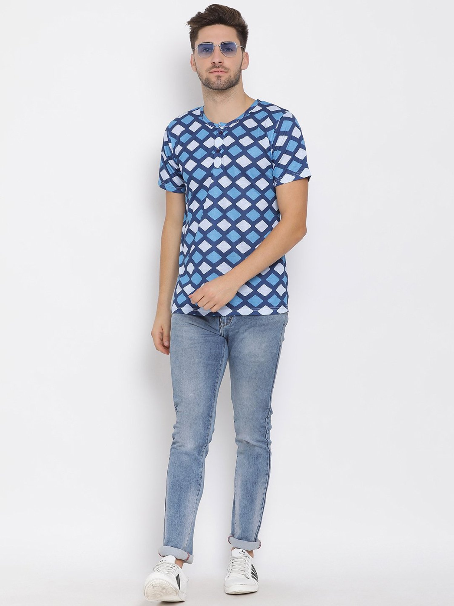 Hangup Plus White & Blue Regular Fit Printed Henley T-Shirt