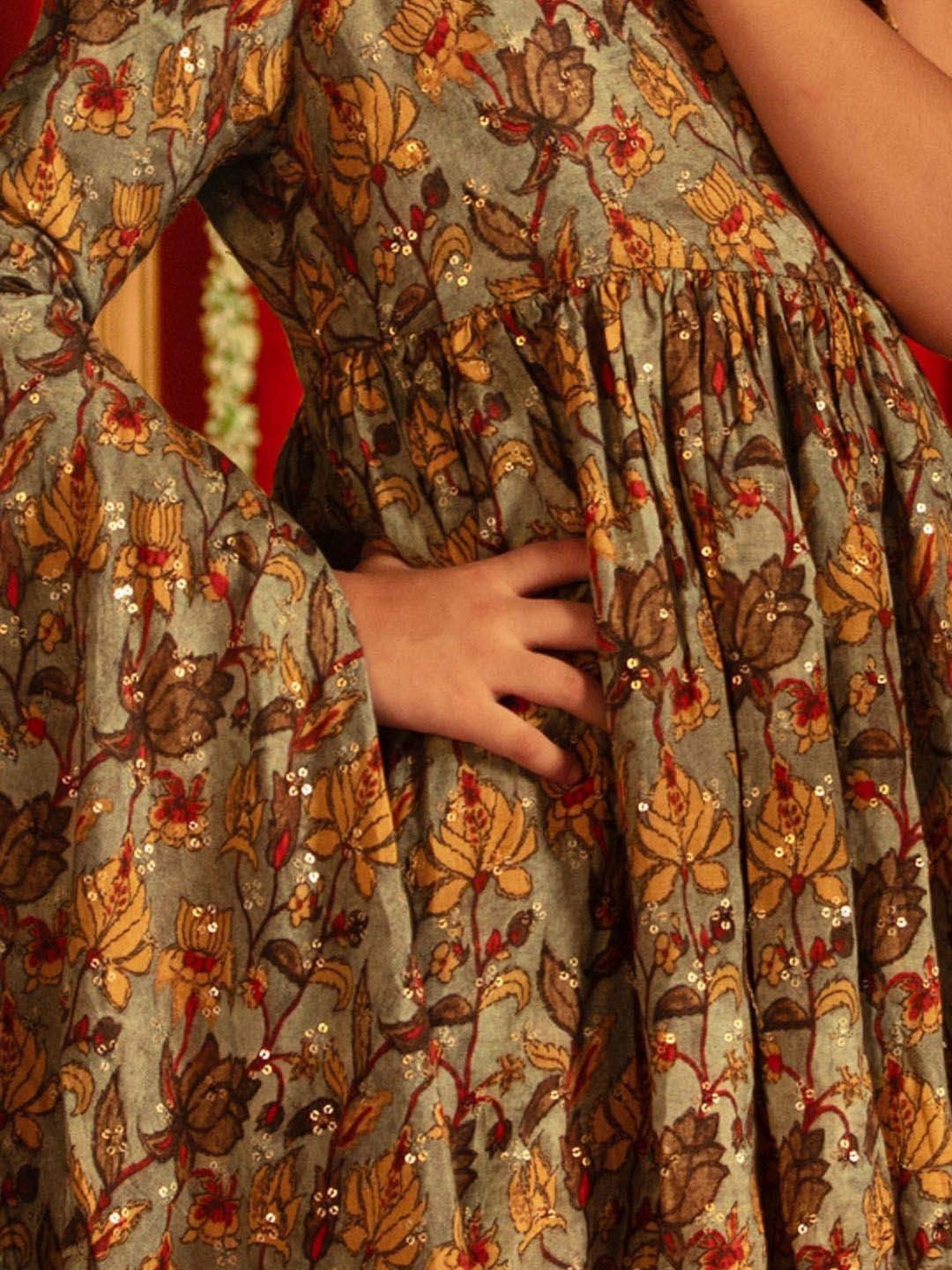 VASTRAMAY Girls Grey & Maroon Floral Full Sleeves Clothing Sets