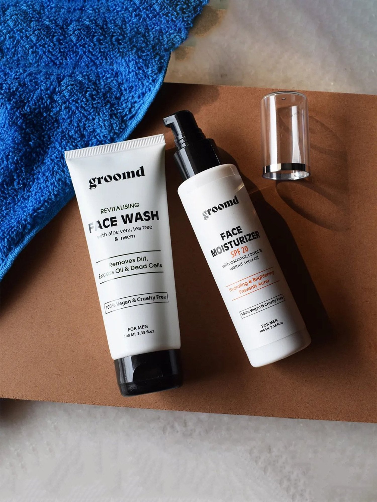 Mancode Detoxifying De Tan, Vitamin C & Acne Control Tea Tree Foaming Facewash (Pack of 3)