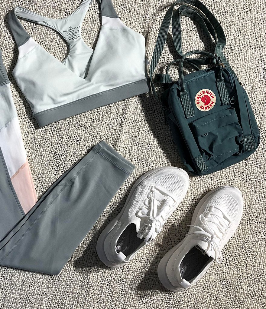 Aetrex Carly Knit Lace-Up Sneakers