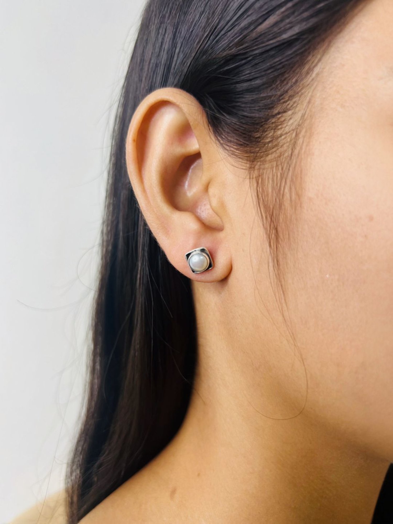 Arte Jewels 925 Sterling Silver Pearl Stud Earrings for Girls & Women