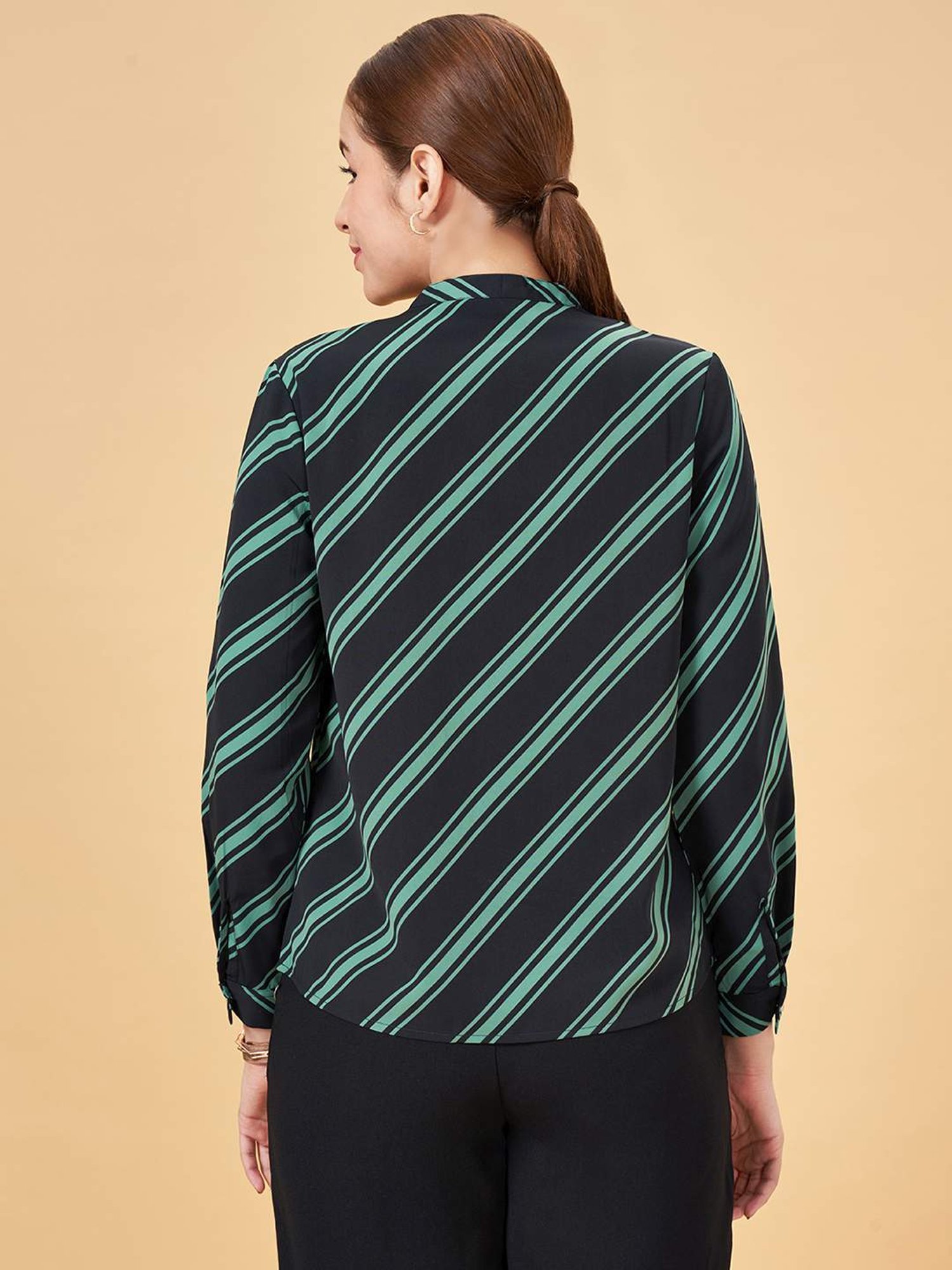 Annabelle by Pantaloons Black Striped Top