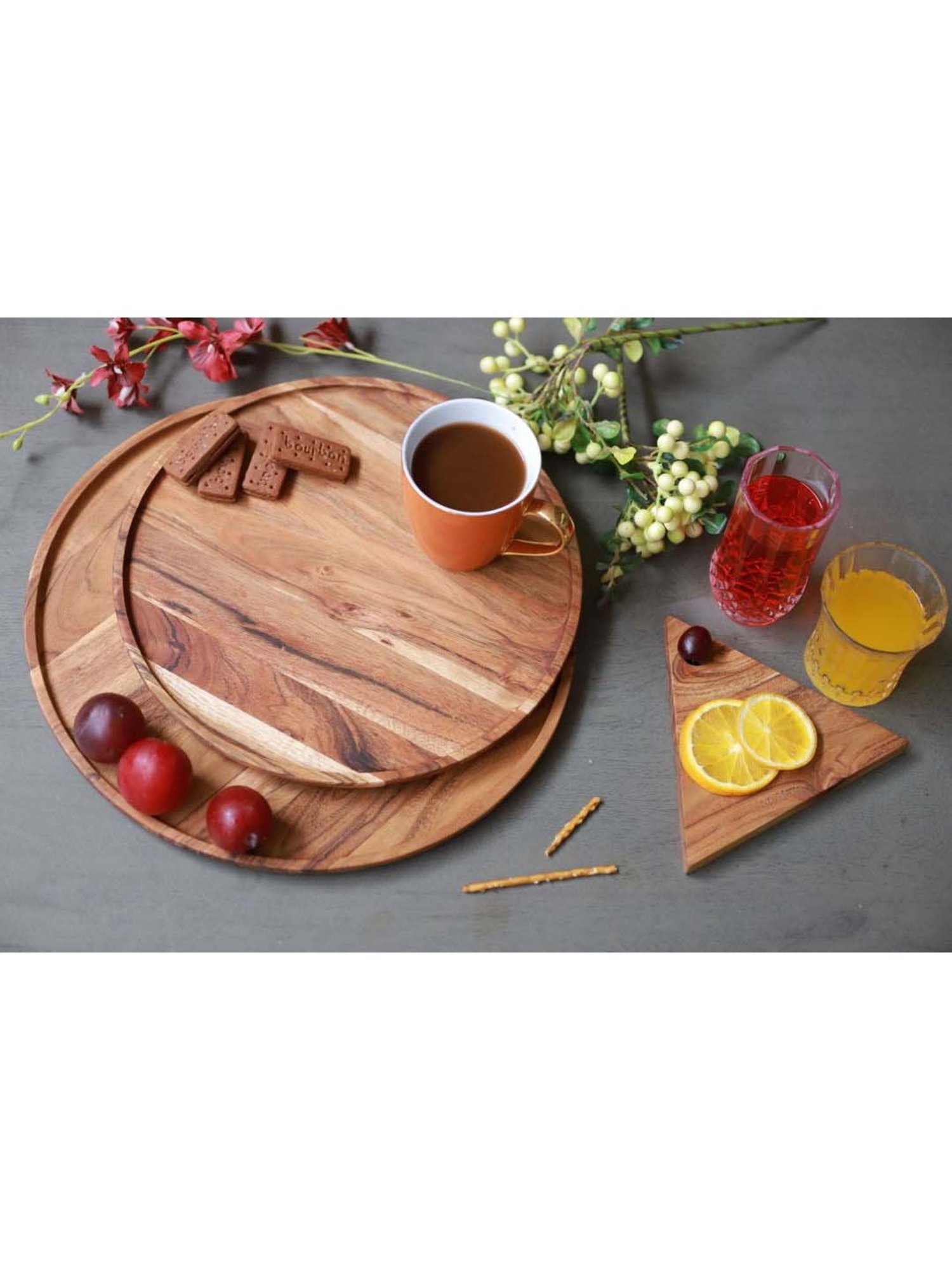 ICRAFT Sai Brown Acacia Wood Round Platter - Set of 1