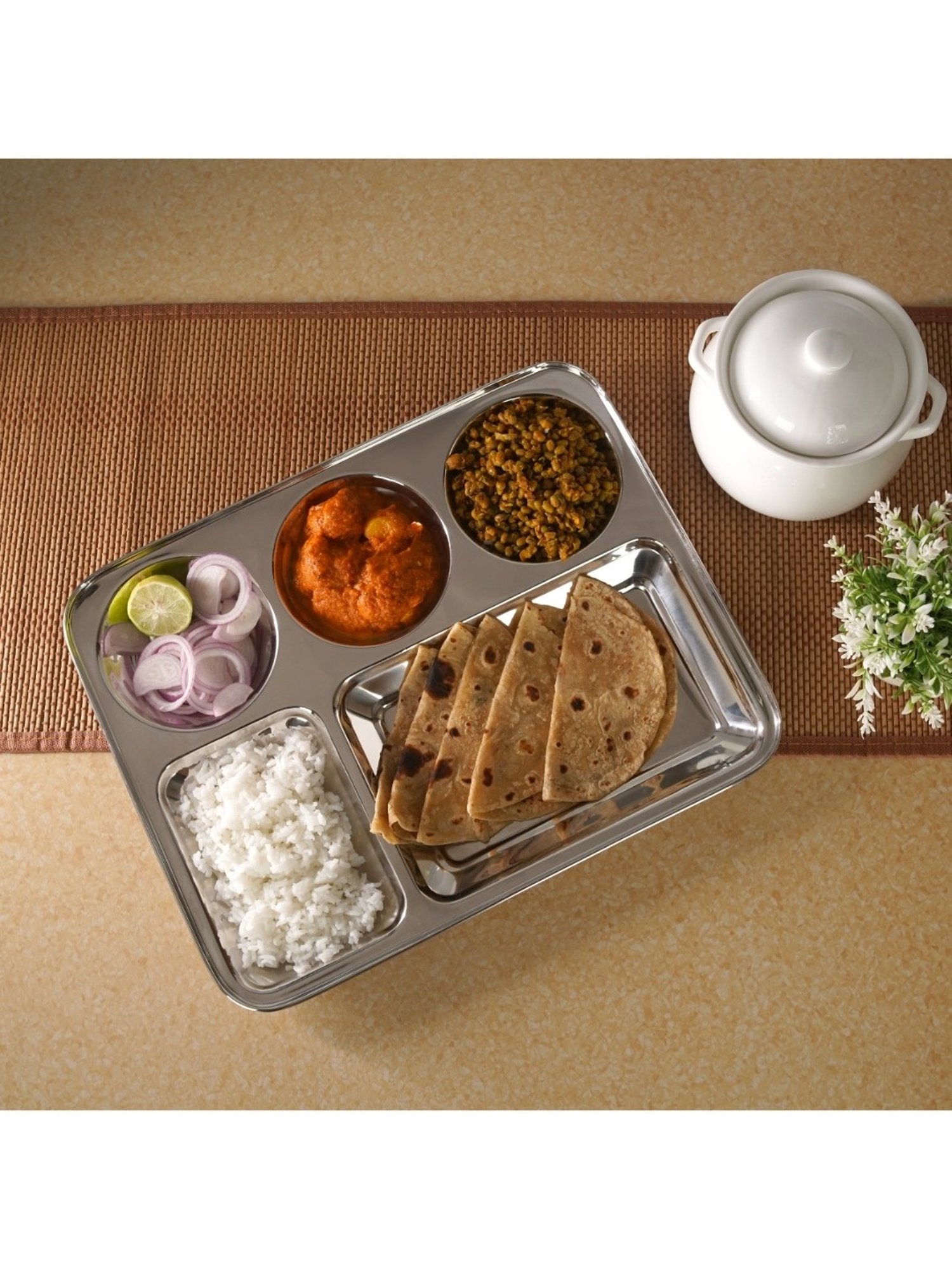 Nestasia Premium Quality Mandala Yellow Spiral Printed Square Shaped Ceramic Plate With Handle