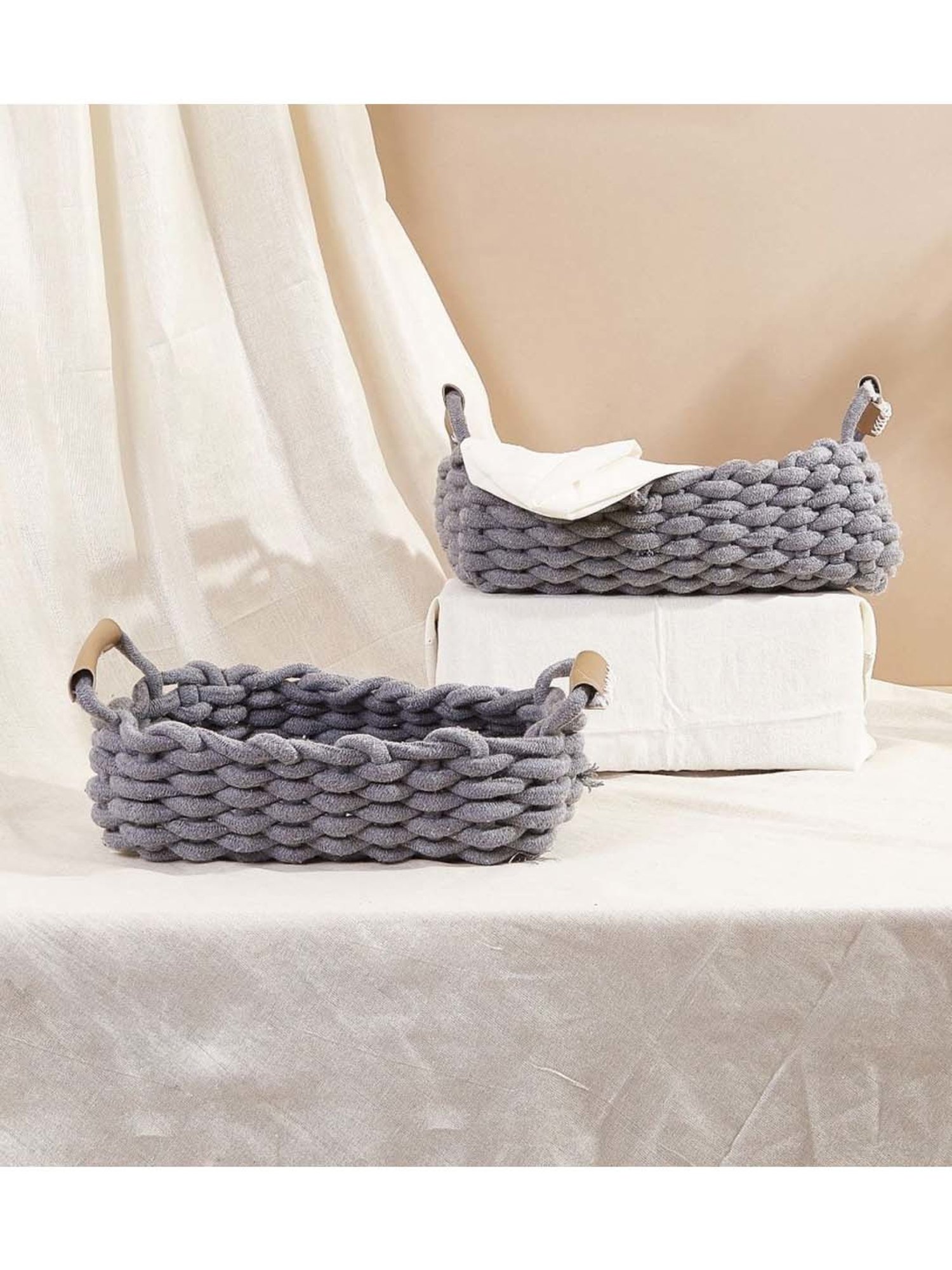 VarEesha Brown & Black Bamboo Multi-Purpose Basket - Set of 1