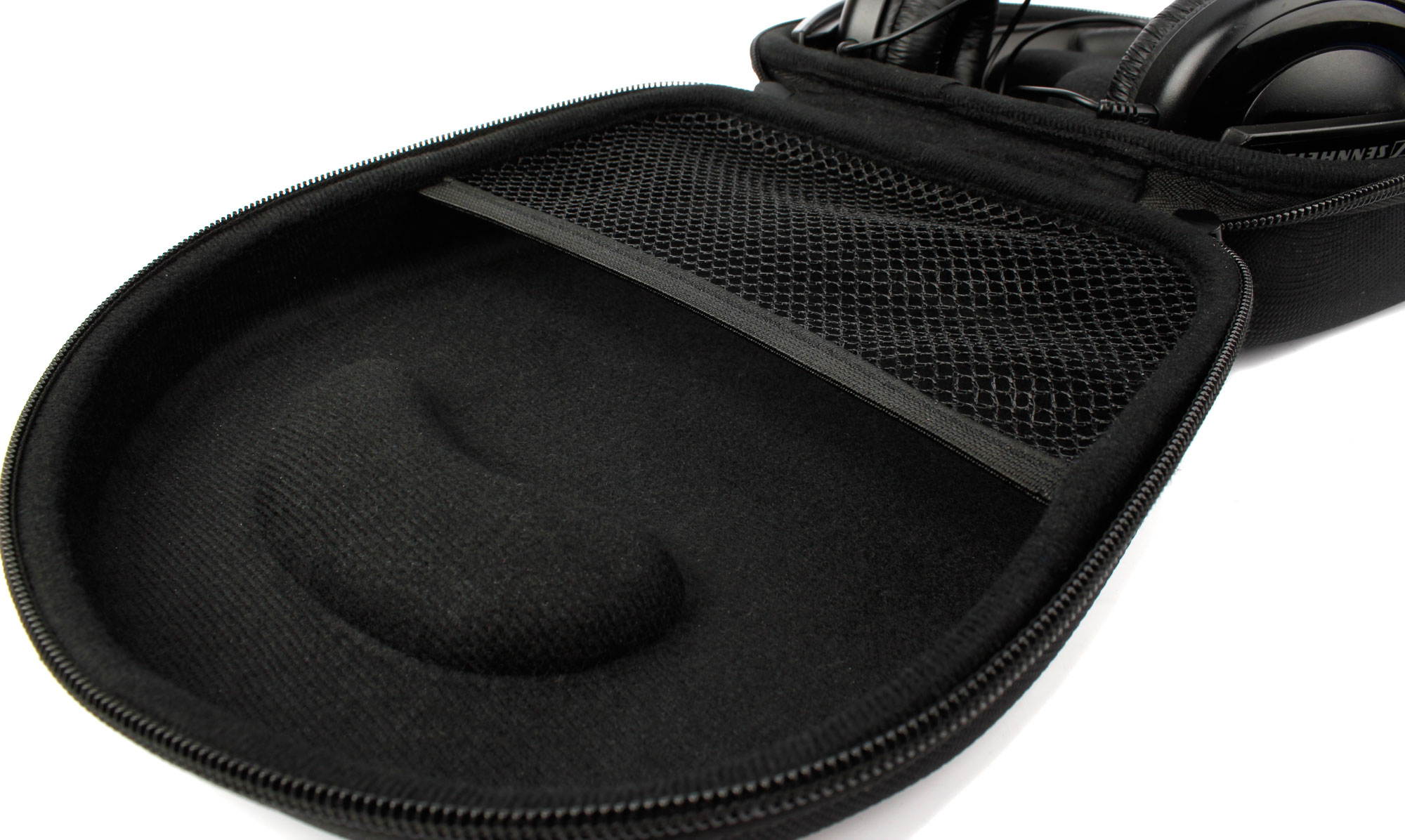 DURAGADGET Hard 'Shell' EVA Headphone Case in Black - for the SkullCandy Grind / Uprock / Hesh 2 Headphones - with Internal Netted Accessories Pocket And Contoured Mould Interior