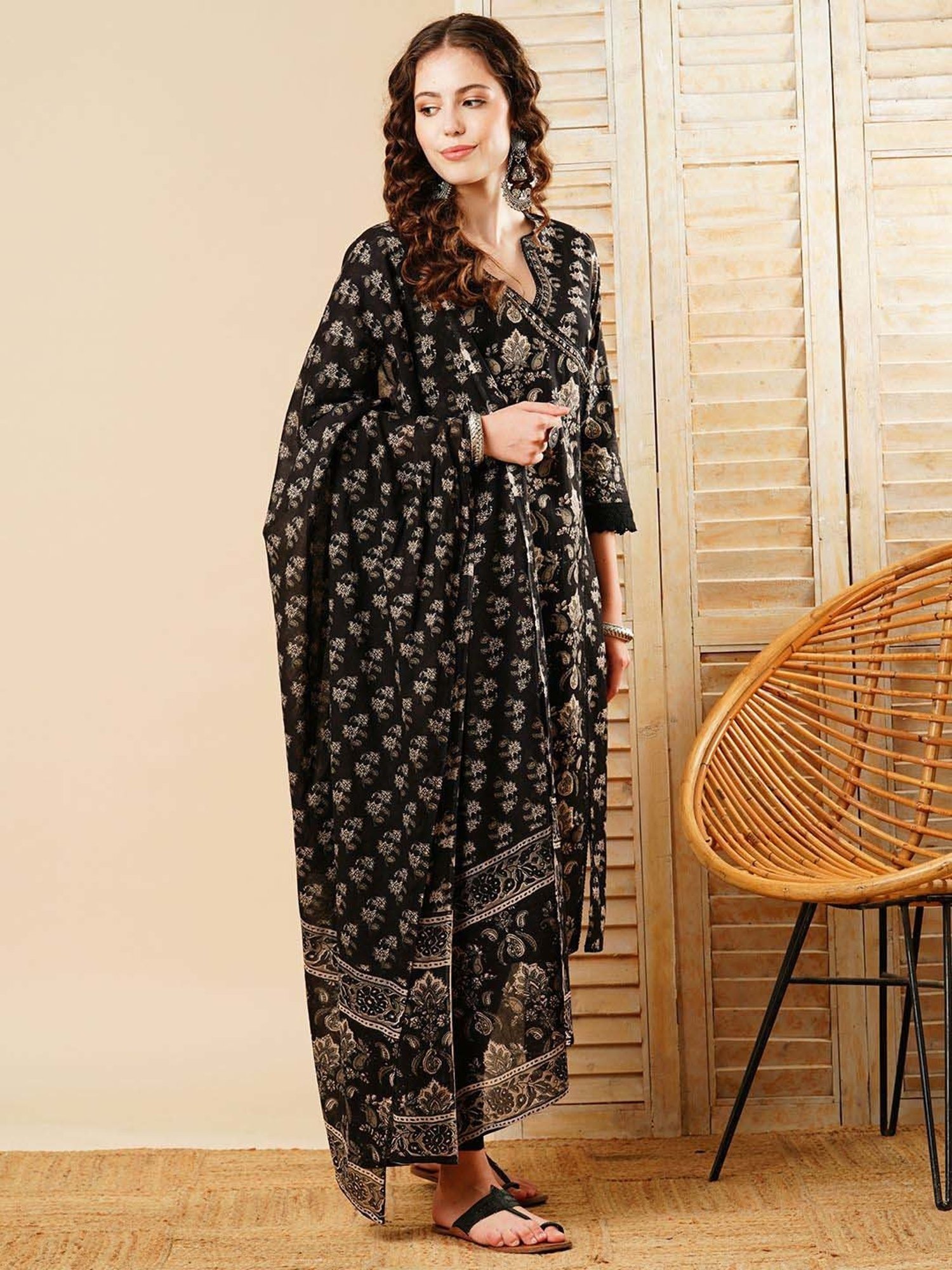 Fashor Black Cotton Floral Print Kurta & Pant Set With Dupatta