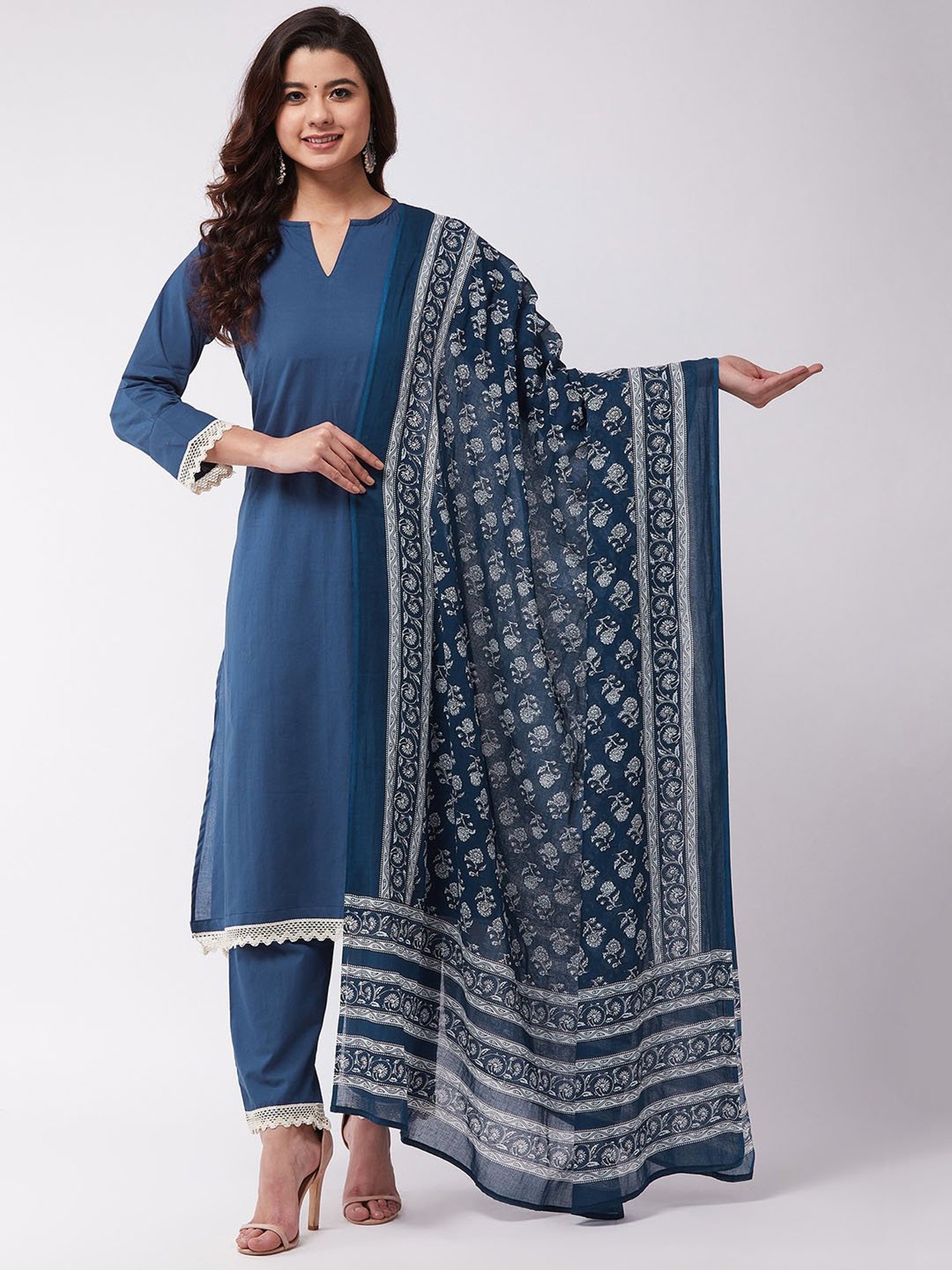 Inweave Blue Duppatta