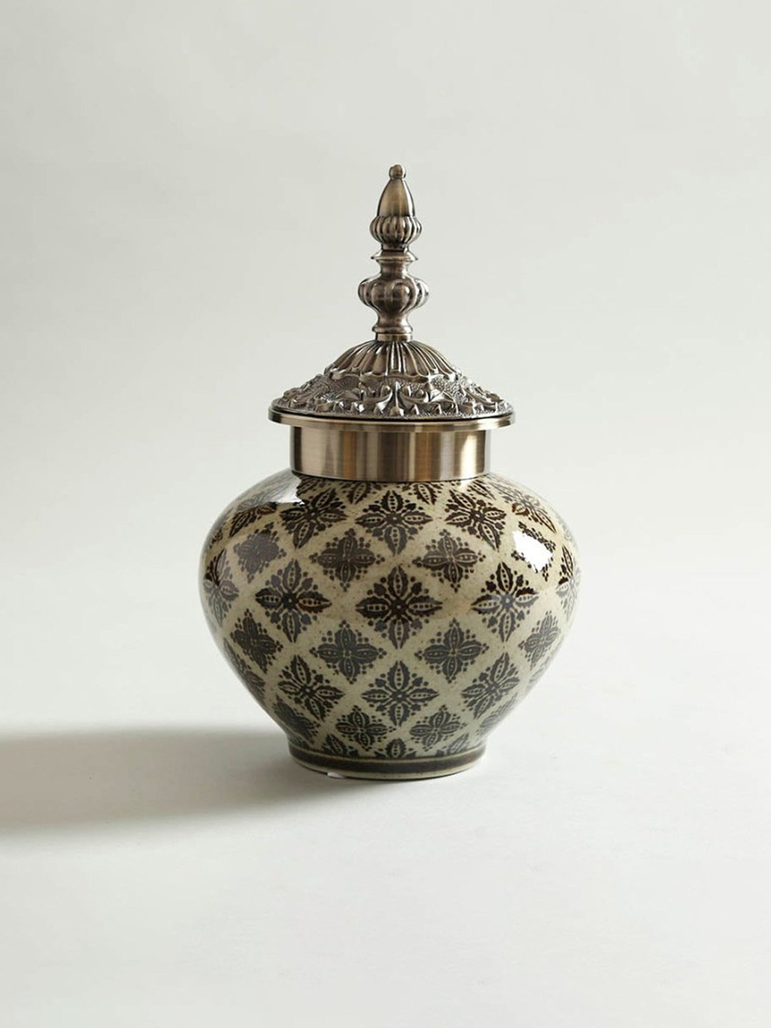 Tayhaa Brown Resin Fiery Tiger Head Showpiece