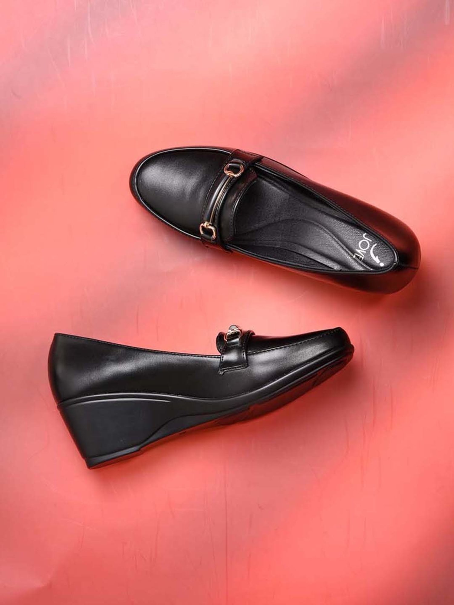 Jove Women's Black Wedge Loafers