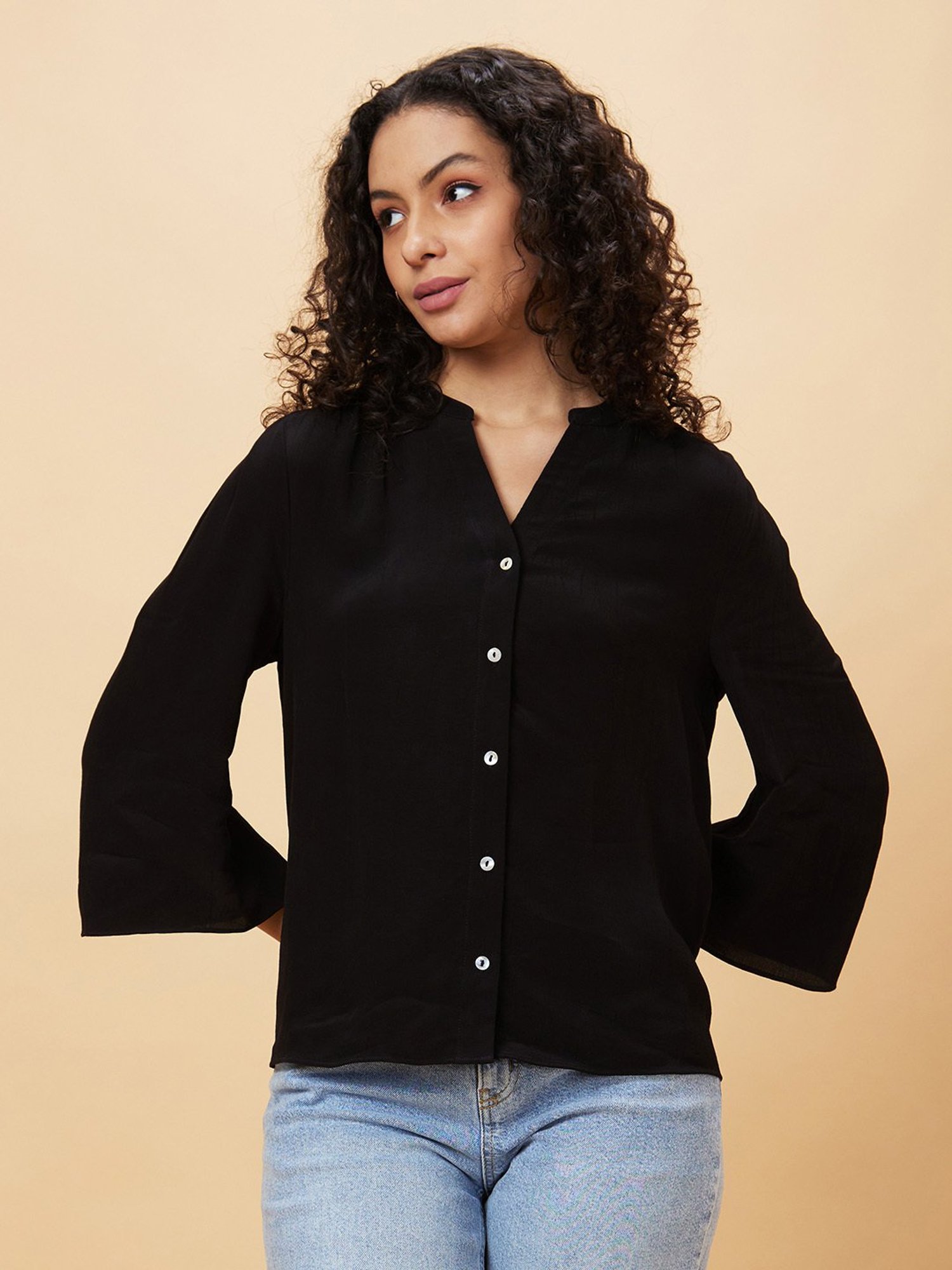 Globus Black Viscose Regular Fit Shirt
