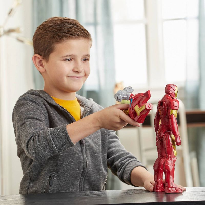 Marvel Avengers Titan Hero Series Blast Gear Iron Man 