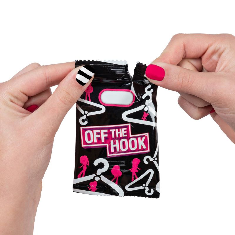 Off The Hook Style Doll Brooklyn (Summer Vacay) 4" Small Doll with Mix and Match Fashions