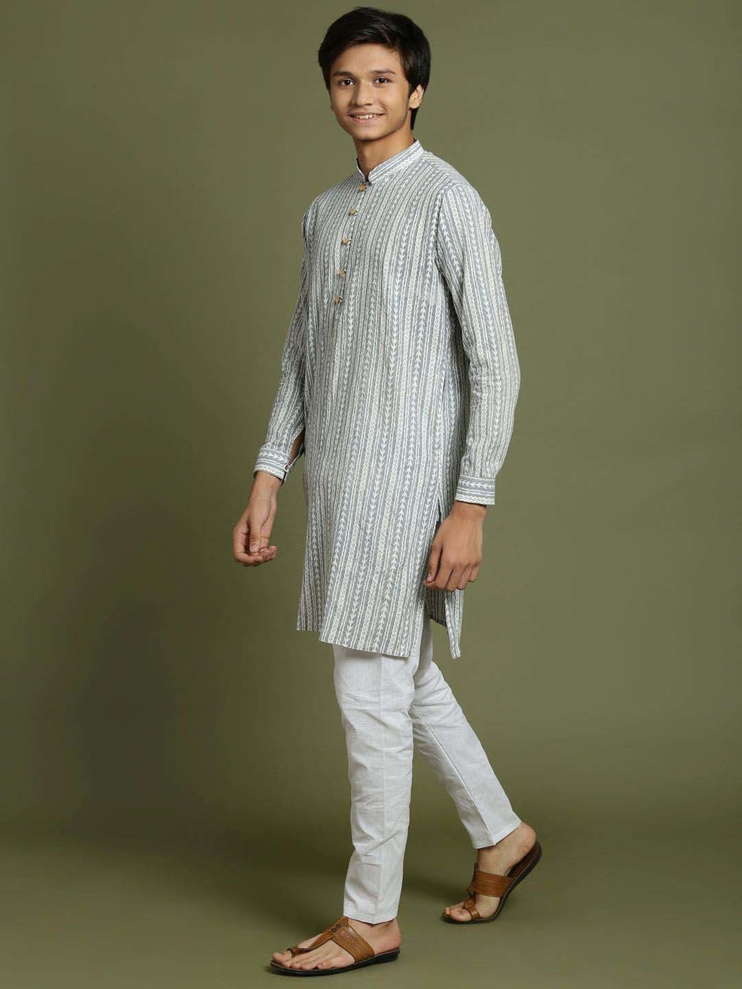 VASTRAMAY Boys Grey & White Cotton Printed Full Sleeves Kurta Sets