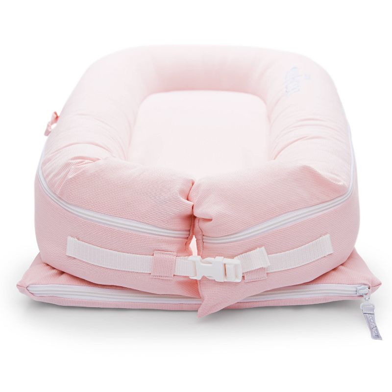 Simmons Kids' Silent Auto Gliding Elite Bassinet - Odyssey