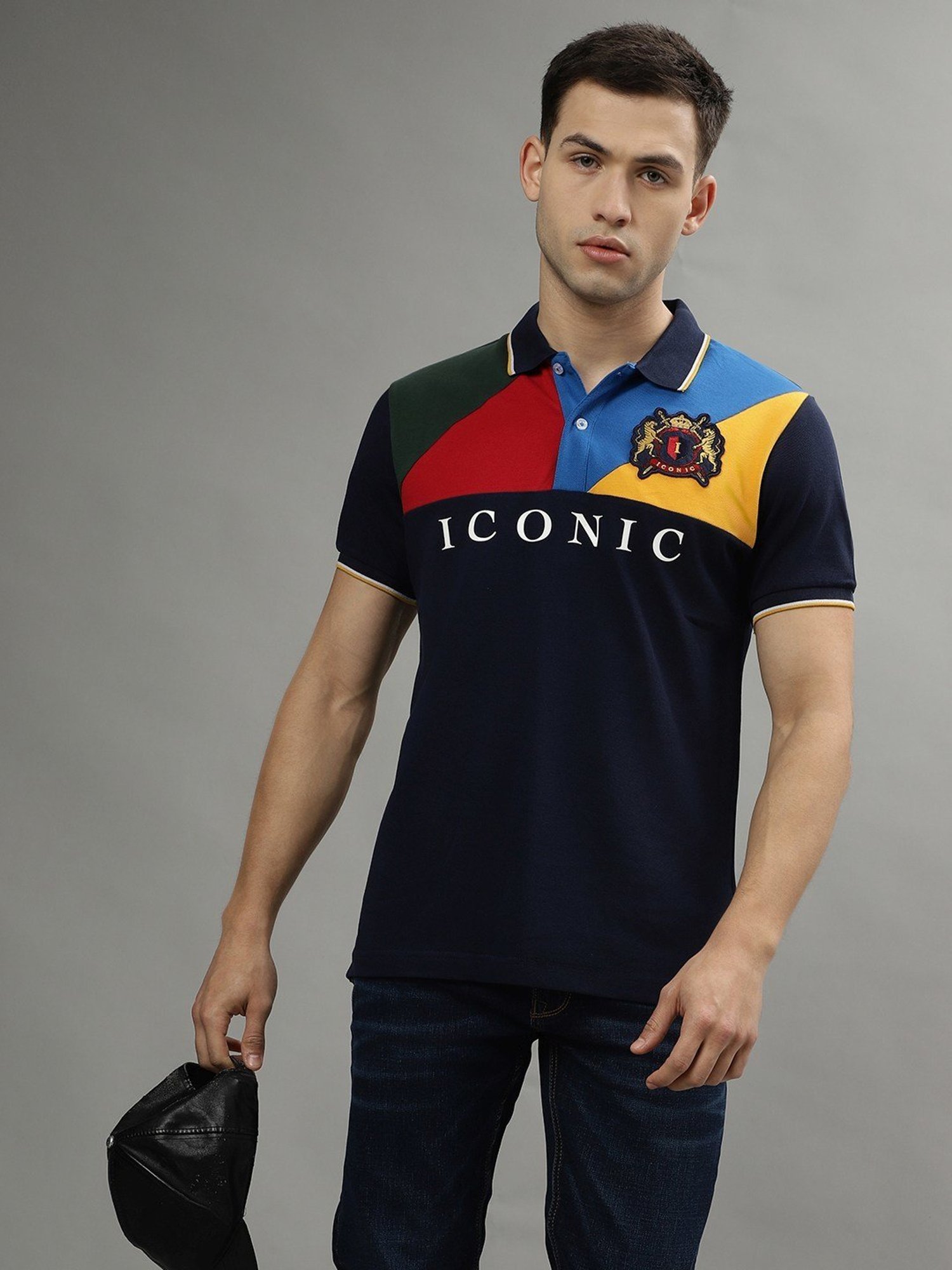 Iconic Men Colourblocked Regular Fit Cotton T-shirt