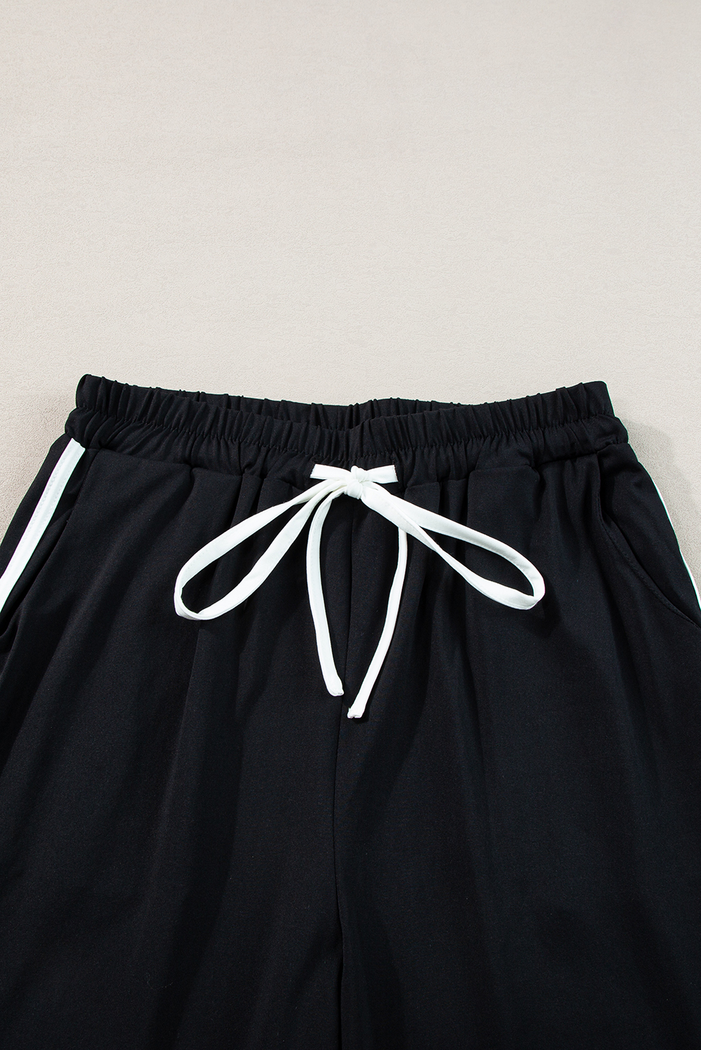 Black Contrast Trim Top & Drawstring Pants Set