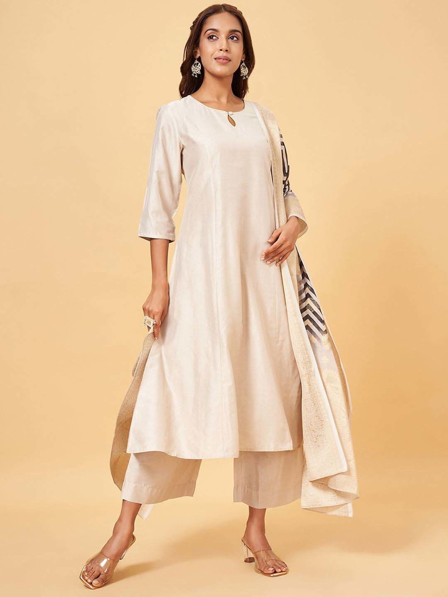 Rangmanch by Pantaloons Beige Plain Kurta Palazzo Set With Dupatta