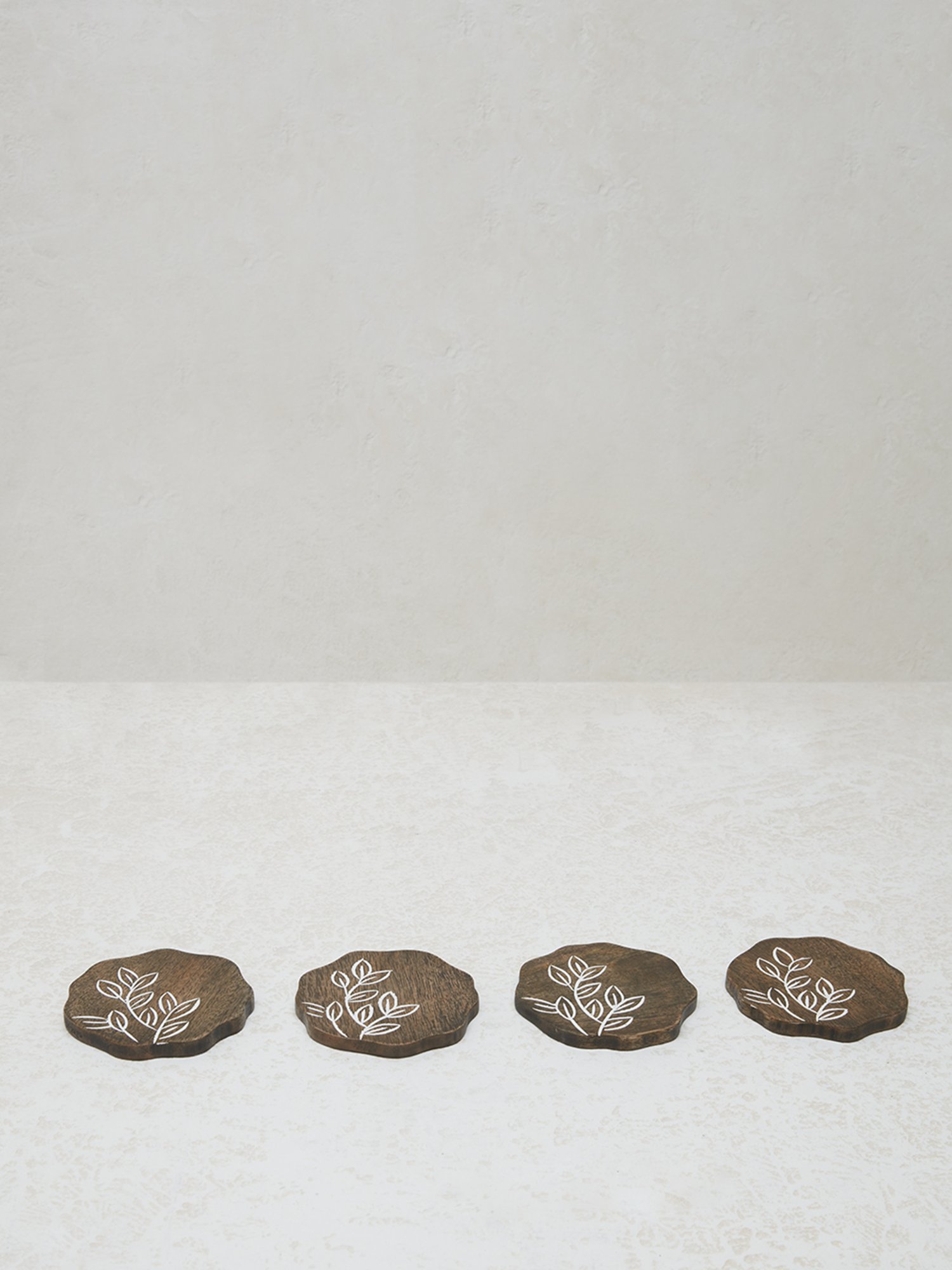 Karo Tapi Printed Multicolor Wood Coasters - Set of 6