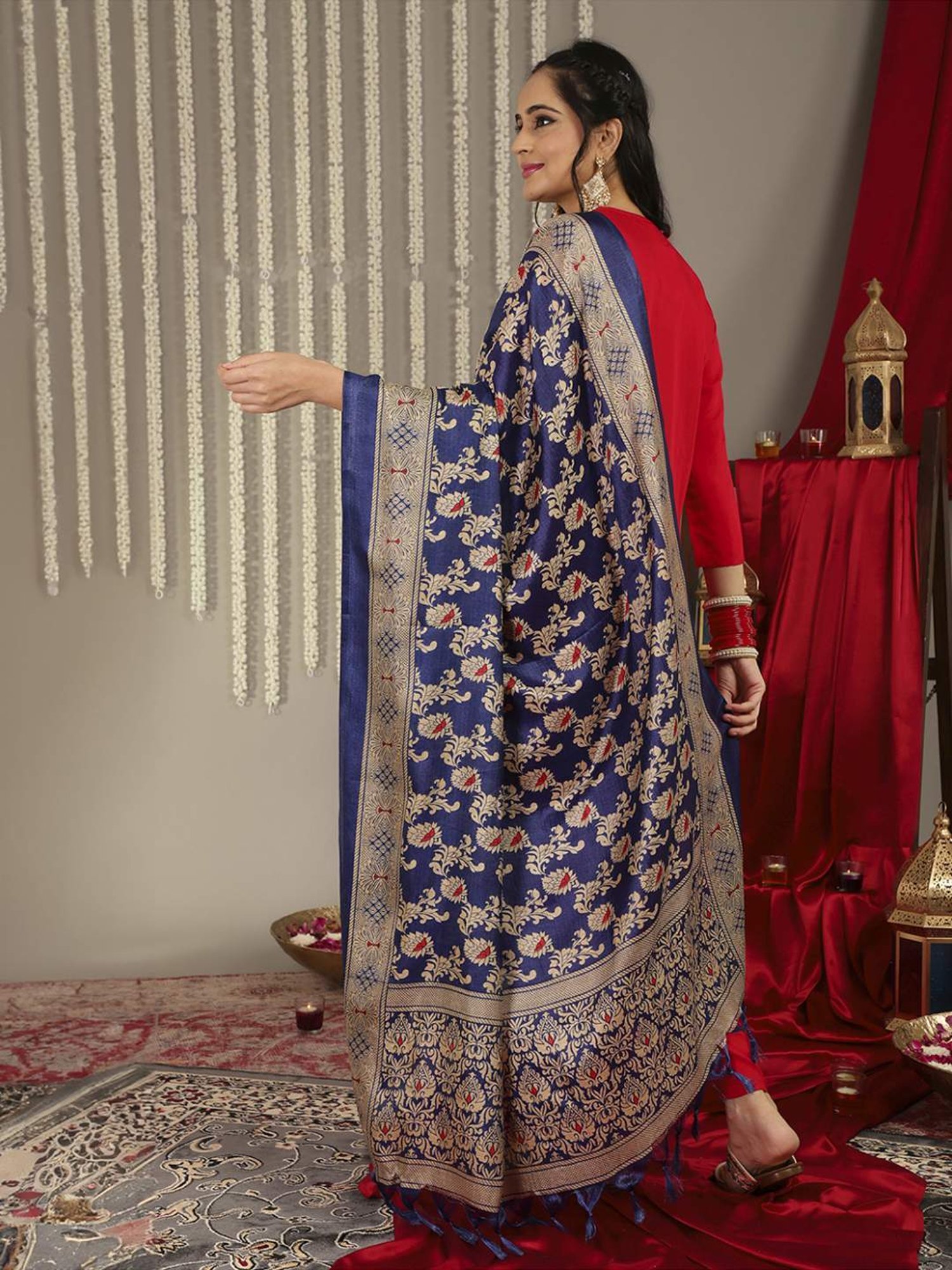 Varanga Red Embroidered Kurta Pant Set With Dupatta