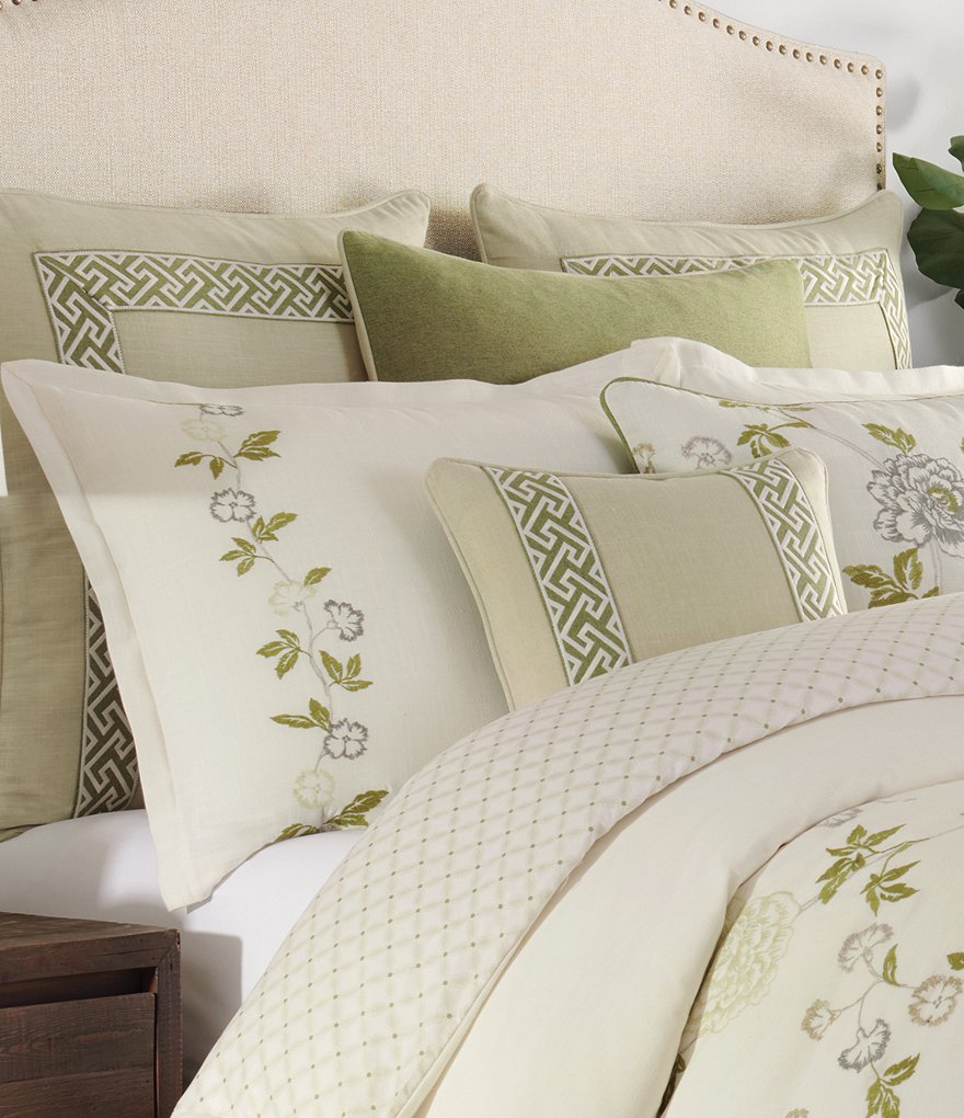 Rose Tree Gwyneth Floral Comforter Set