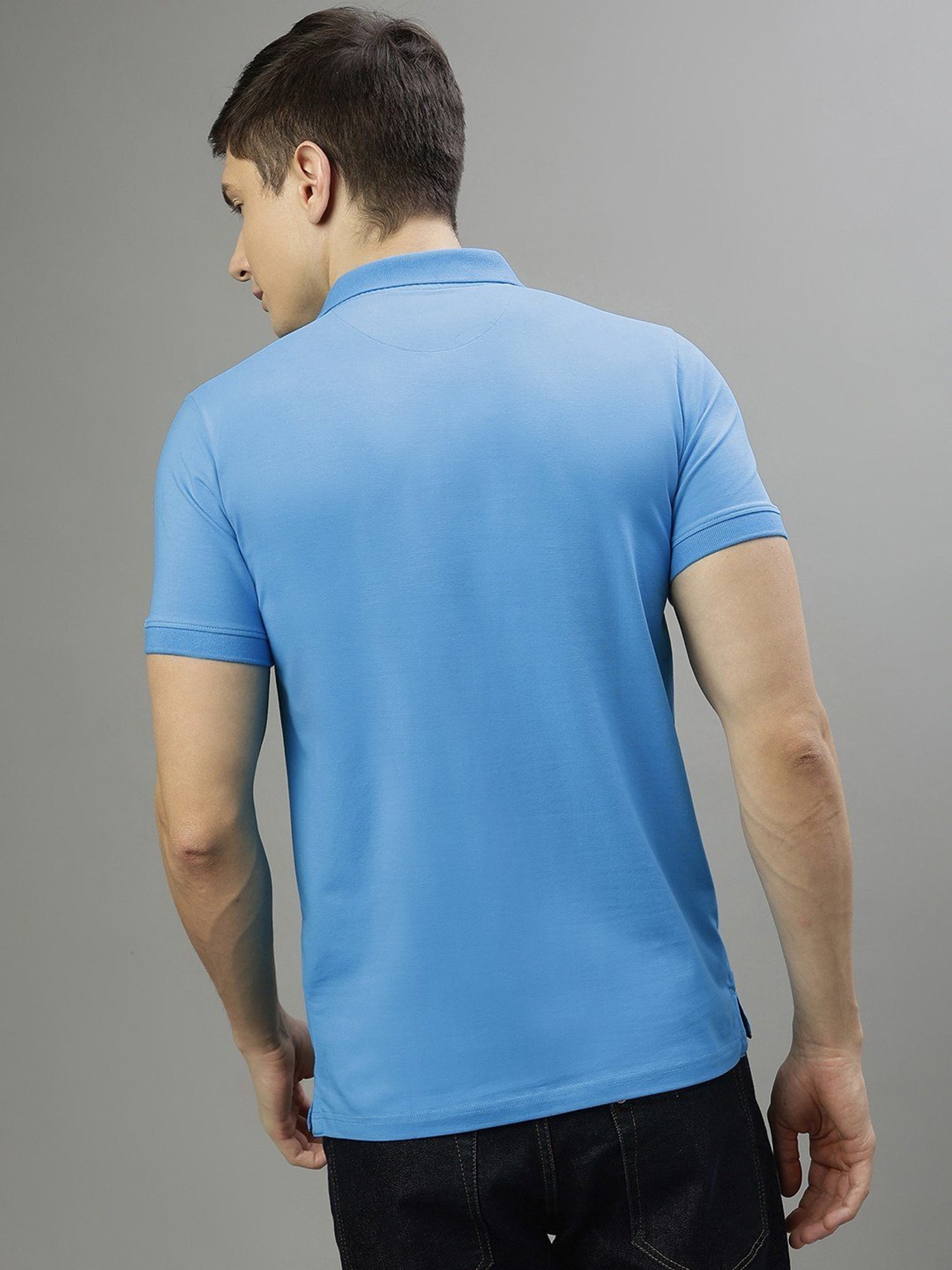 Iconic Men Solid Regular Fit Cotton T-shirt