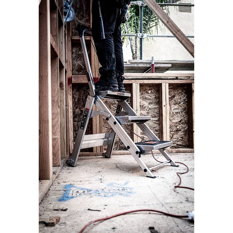 Little Giant Ladder Systems 3-step ANSI Type IA 300 lb Aluminum Stepstool with handrail Gray