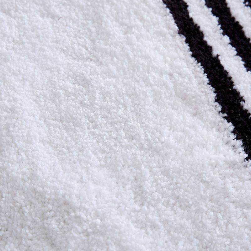 2pc Bold Striped Bath Rug Set White - Betseyville