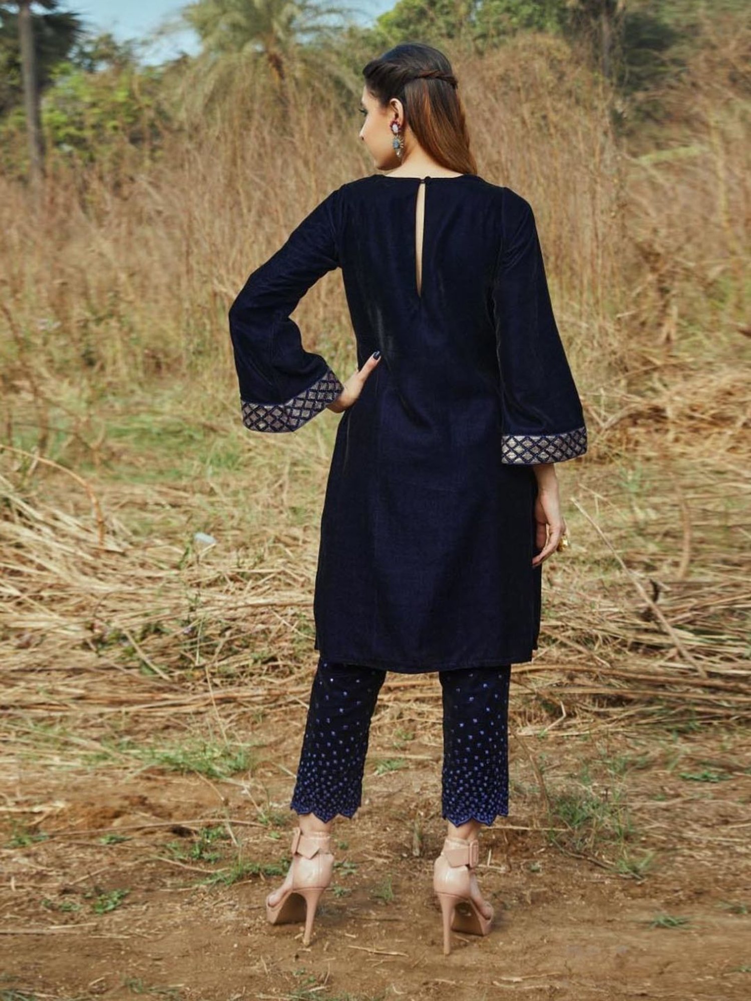 Monk and Mei Blue Queeen Of Wands Anne Kurta and Dhoti Pants