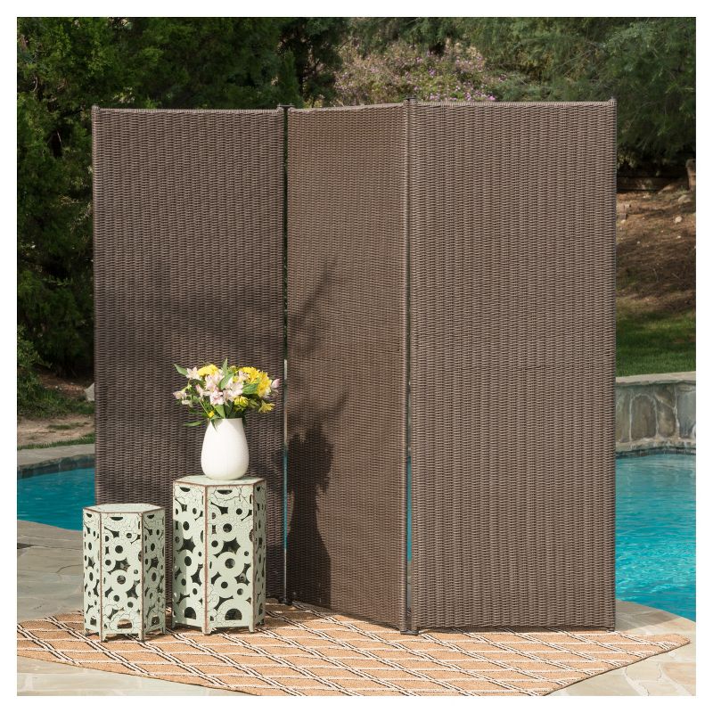 Netherlands 7.67' X 6.58' Wicker Outdoor Screen - Chestnut - Christopher Knight Home