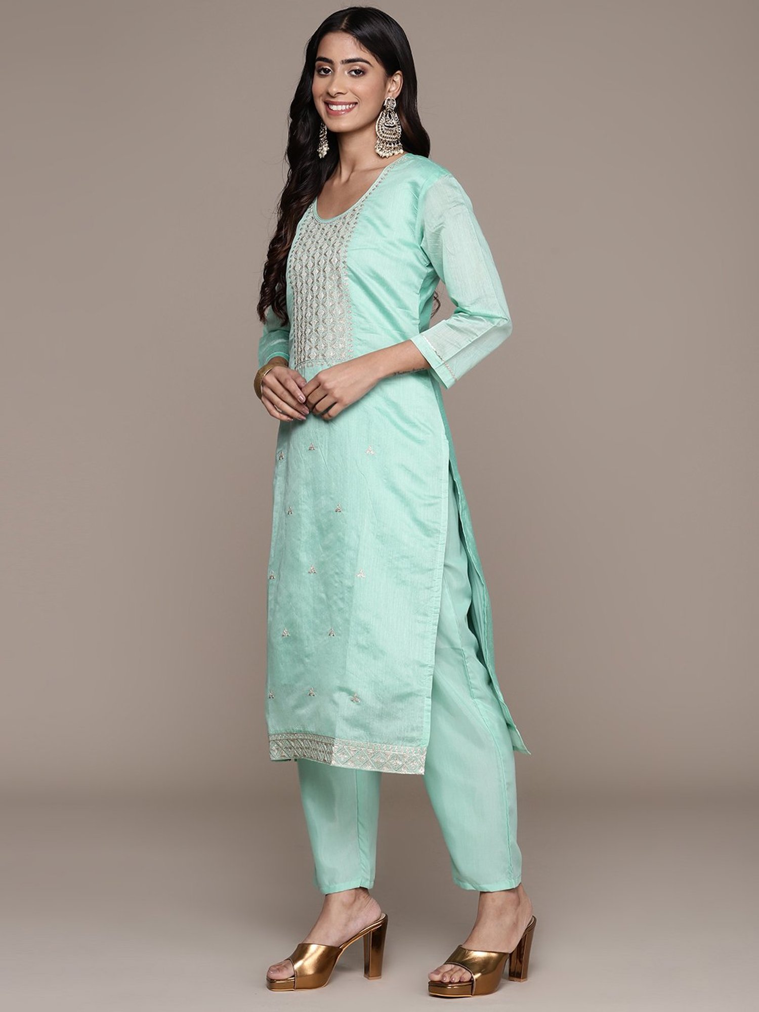 Ishin Sea Green Embroidered Kurta With Pant & Dupatta