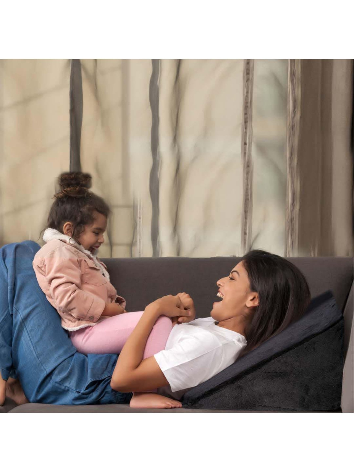 The White Willow Black Medical Grade Orthopaedic Wedge Hard Grade Foam Pillow - Set of 1