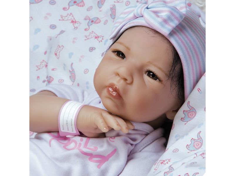 Paradise Galleries Reborn Baby Doll in Lifelike Flextouch Silicone Vinyl Baby Bundles: Spoiled, 19 inch, 7-Piece Ensemble