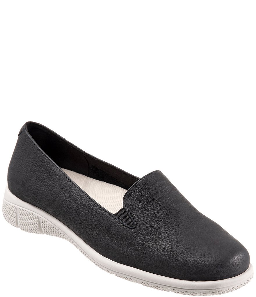 Trotters Universal Leather Slip-Ons