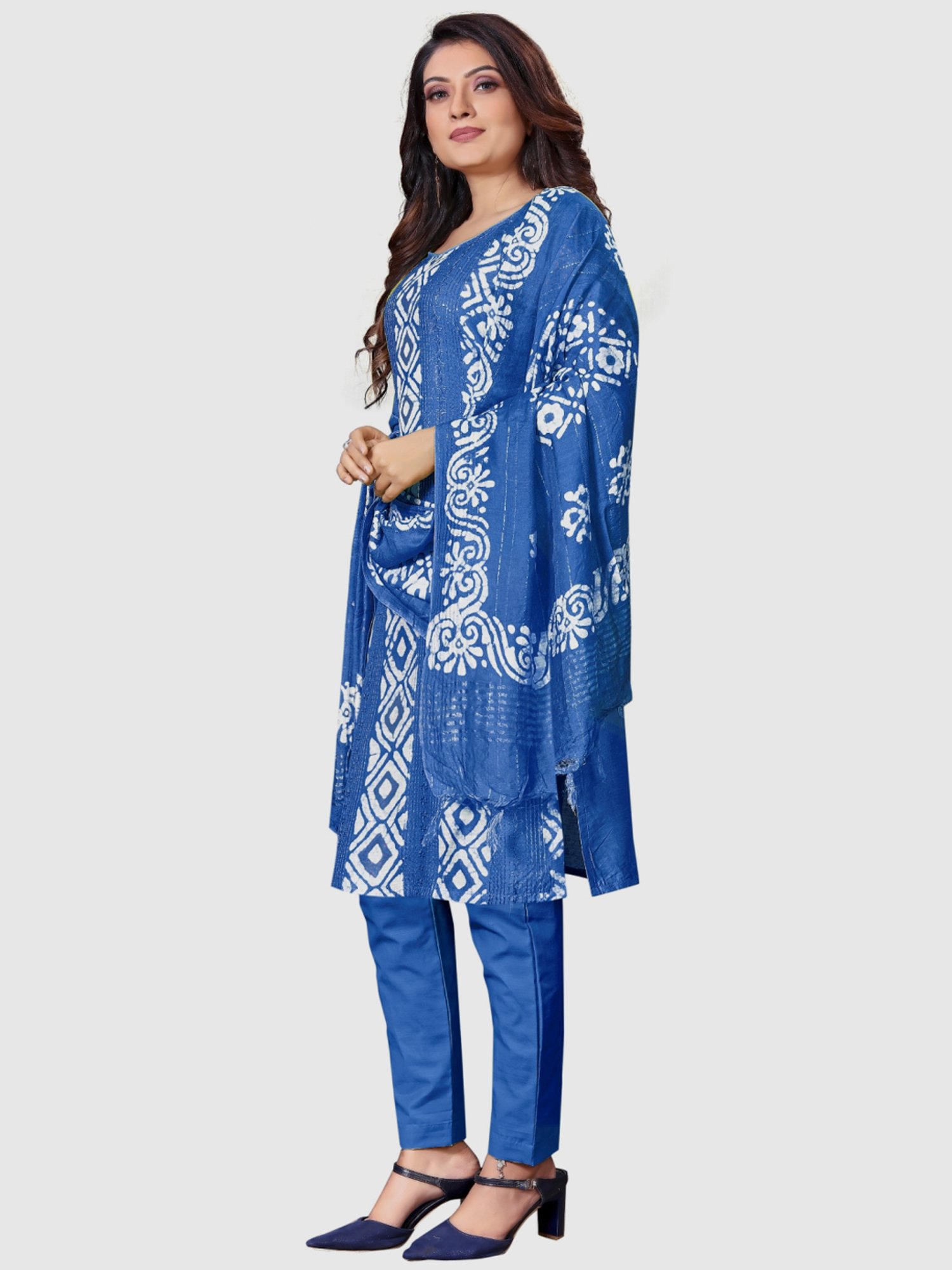 APNISHA Blue Embroidered Unstitched Dress Material