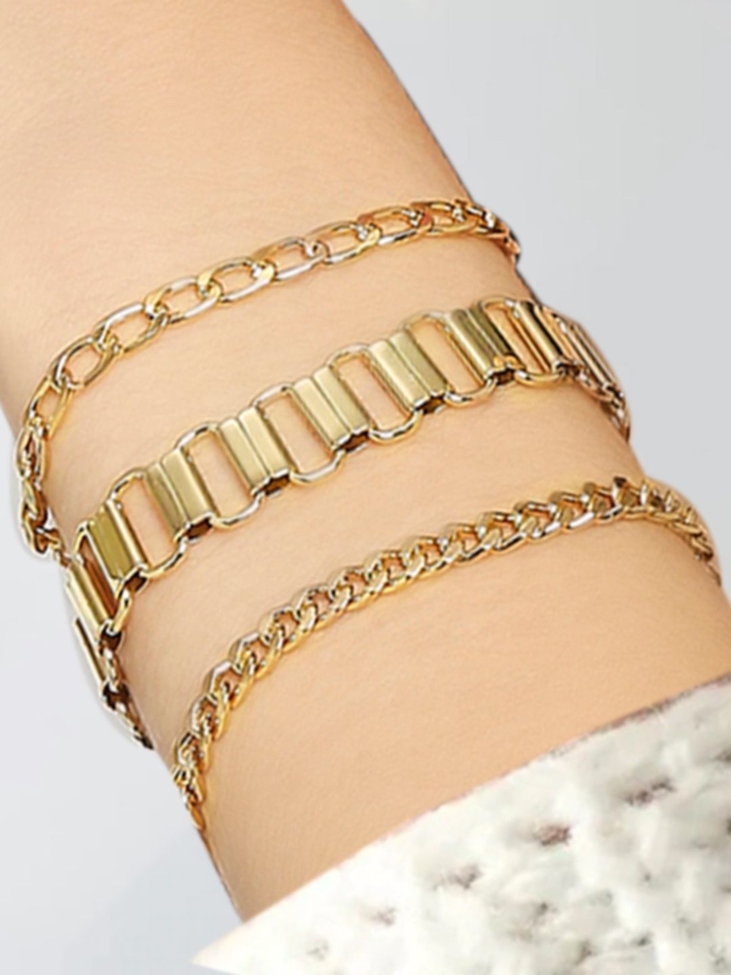 OOMPH Link Chain Multi Layer Stylish Latest Bracelet for Women - Set of 3