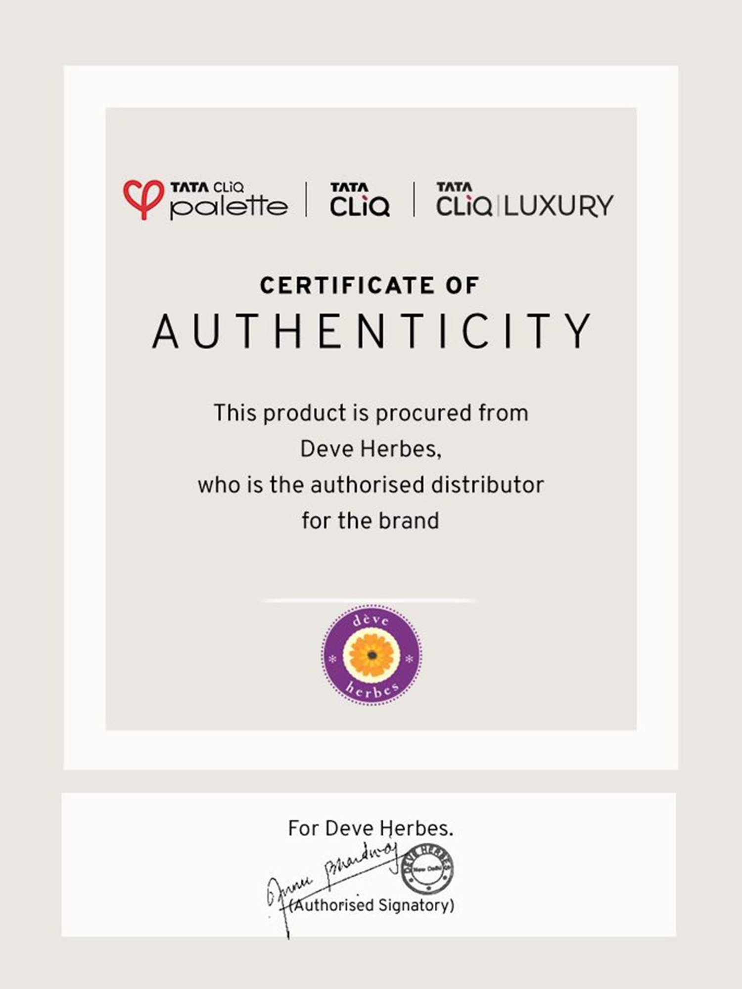 Deve Herbes Pure Vanilla Aroma Oil with Glass Dropper - 15 ml