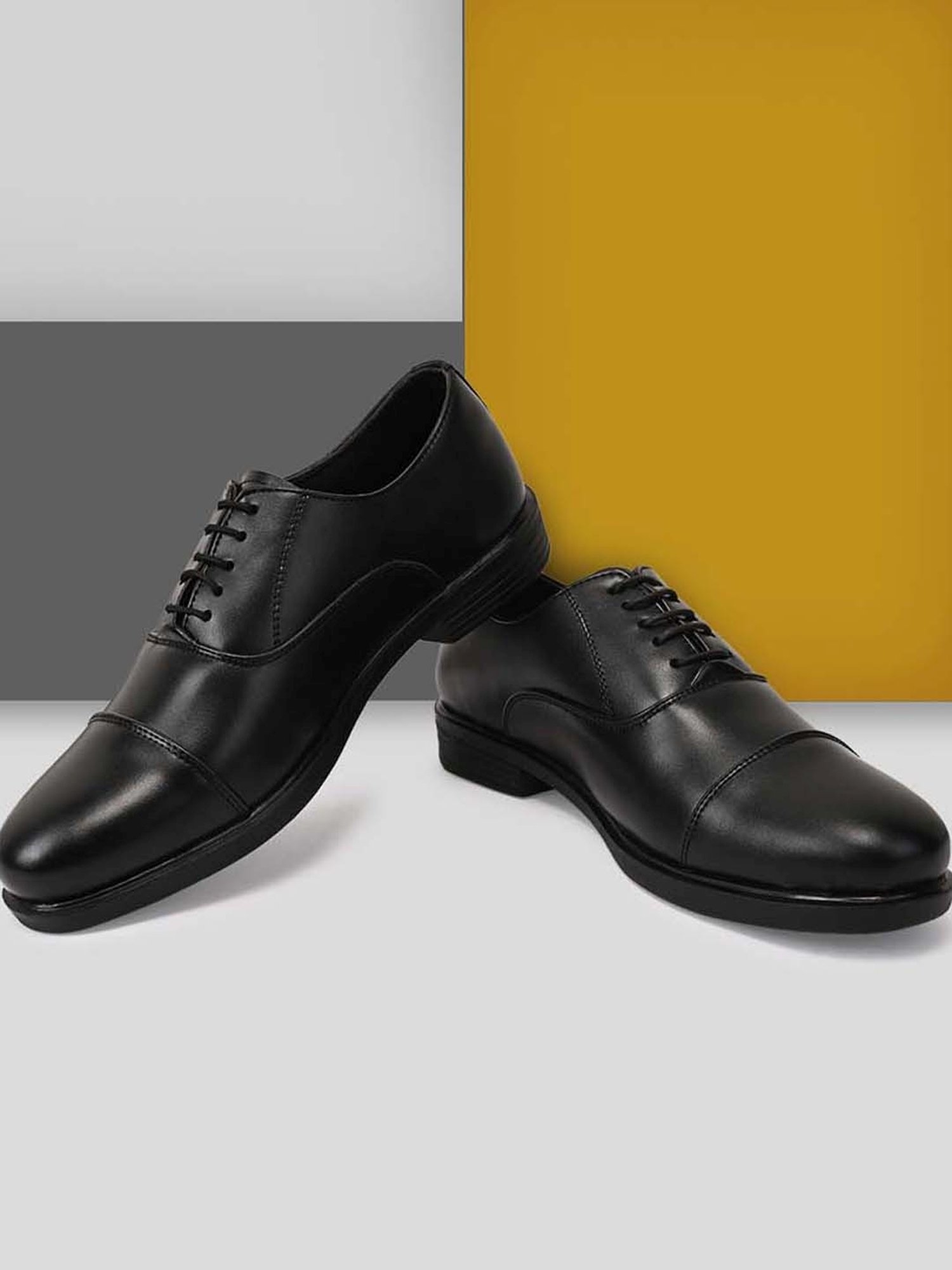 Apsis Men's Black Oxford Shoes