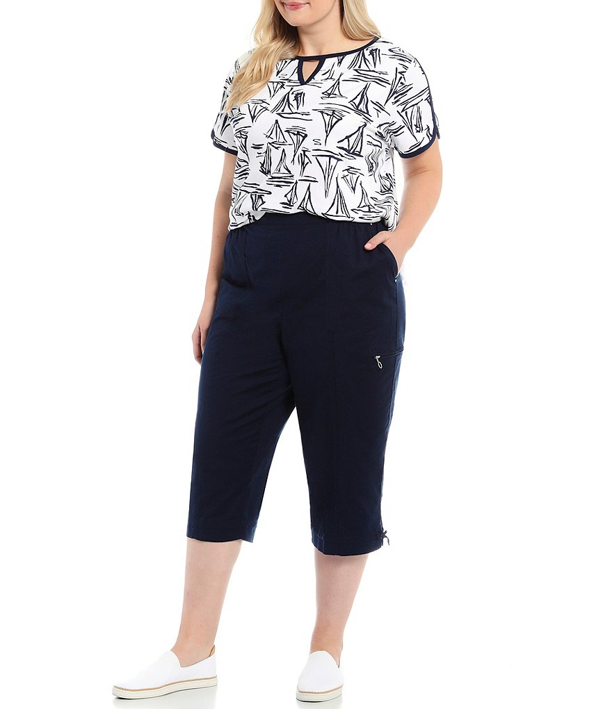 Allison Daley Plus Size Sailboats V-Notch Crew Neck Short Sleeve Top