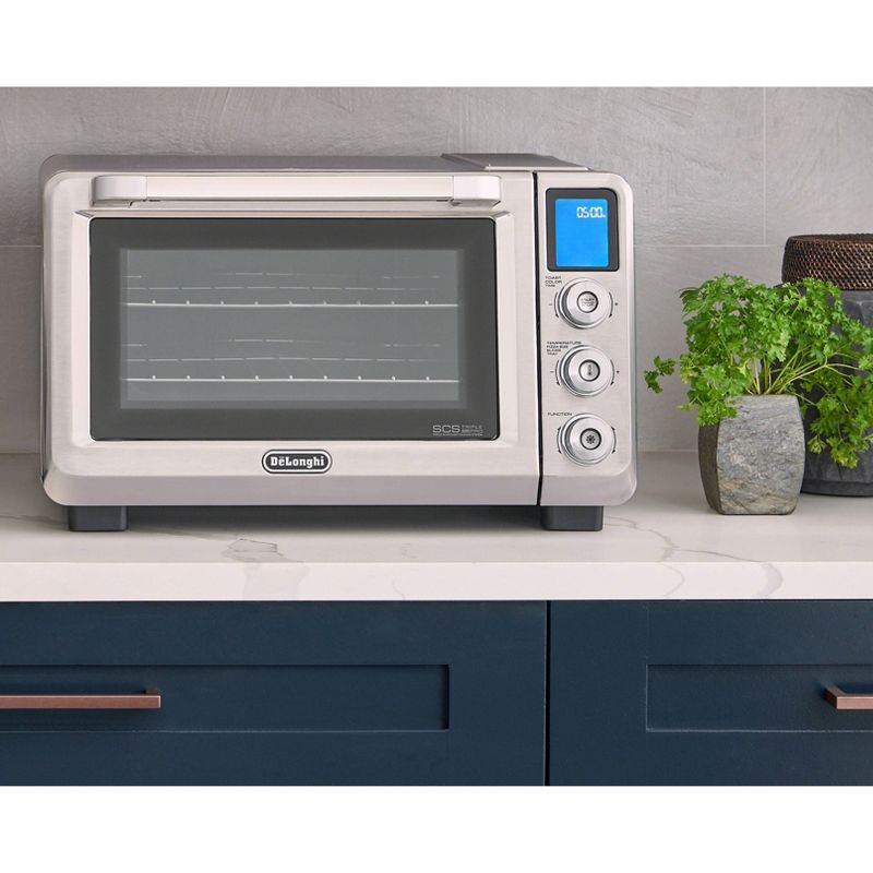 DeLonghi Livenza 0.8 cu ft. Digital Convection Oven - Stainless Steel