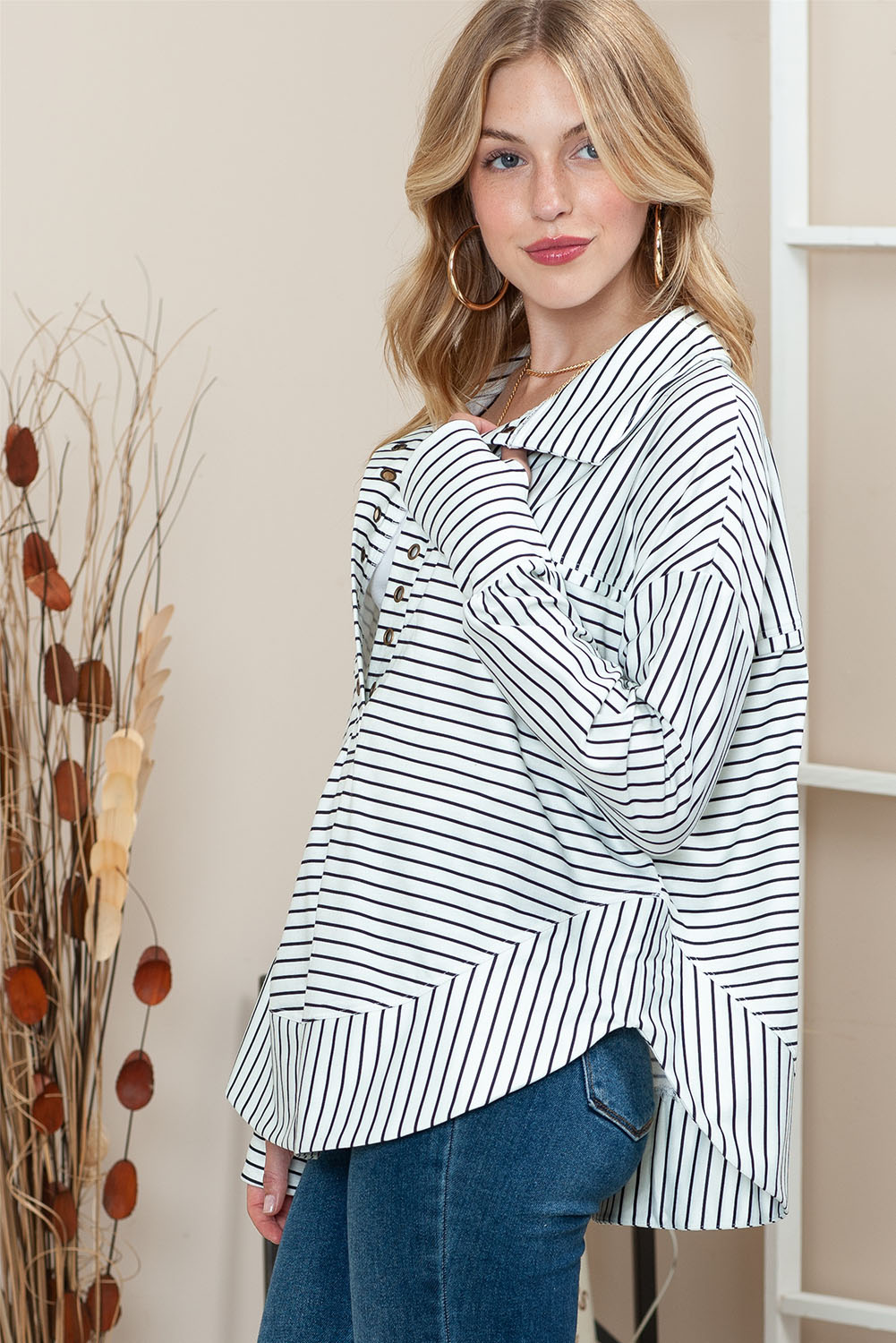 White and Black Striped Grommet Collared Thumbhole Long Sleeve Top
