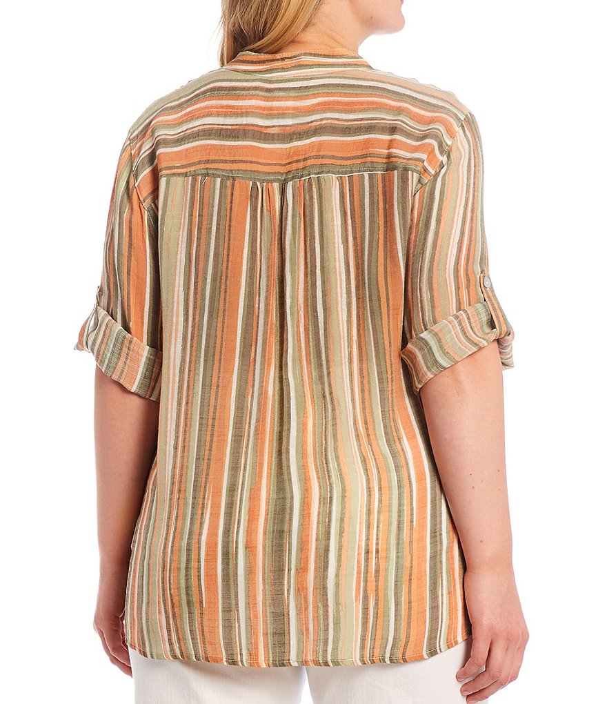 Democracy Plus Size Floral Print 3/4 Puff Sleeve V-Neck Knit Top